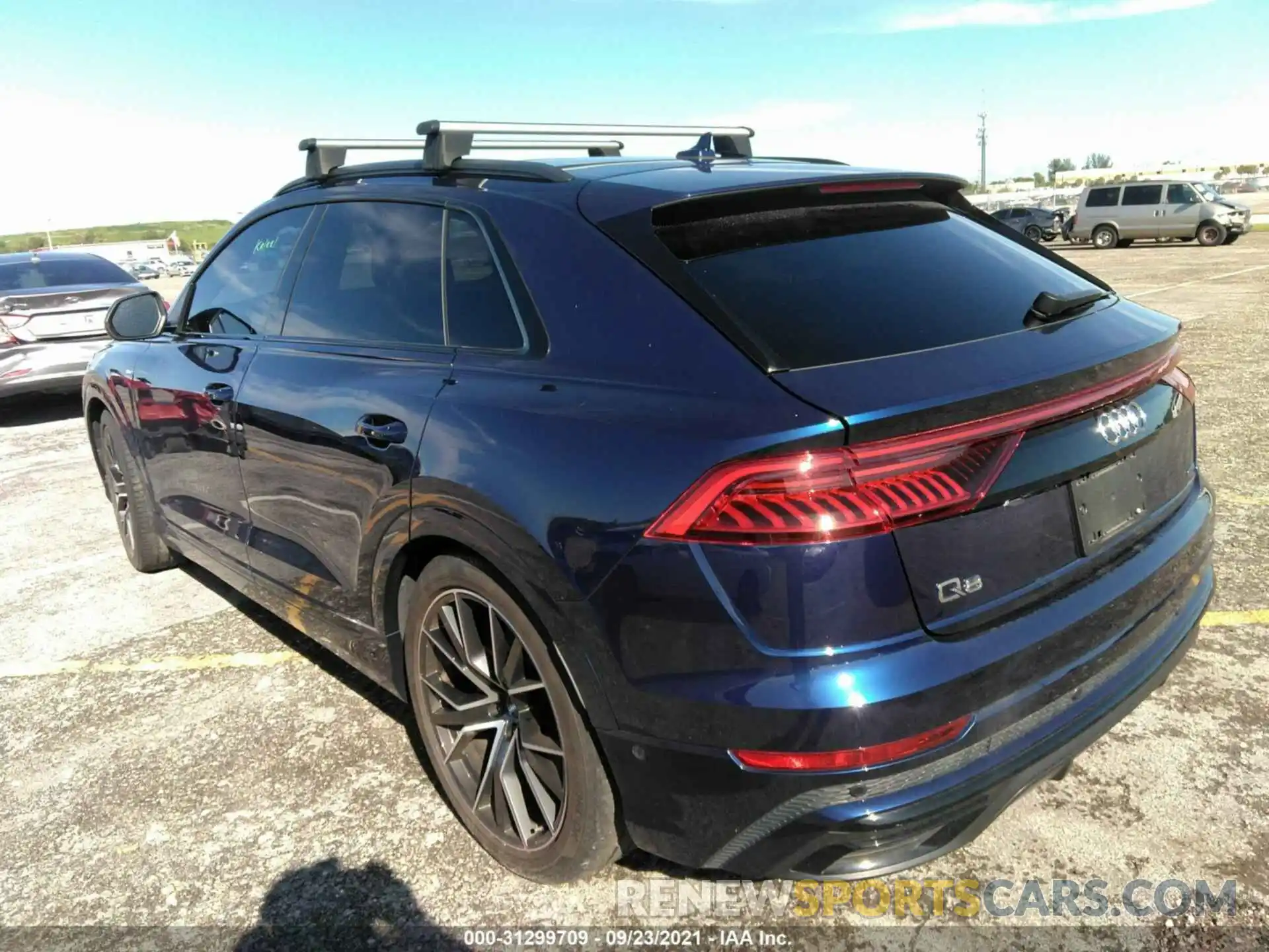 3 Фотография поврежденного автомобиля WA1EVAF13KD025445 AUDI Q8 2019