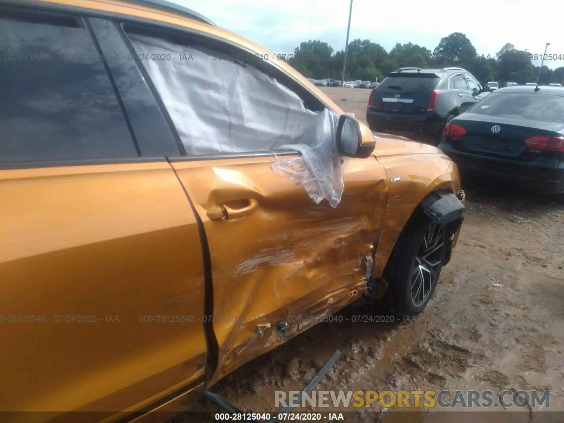 6 Photograph of a damaged car WA1EVAF15KD022840 AUDI Q8 2019