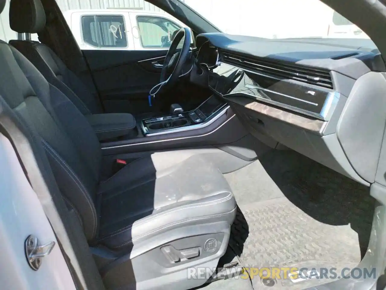 5 Photograph of a damaged car WA1EVAF15KD040268 AUDI Q8 2019