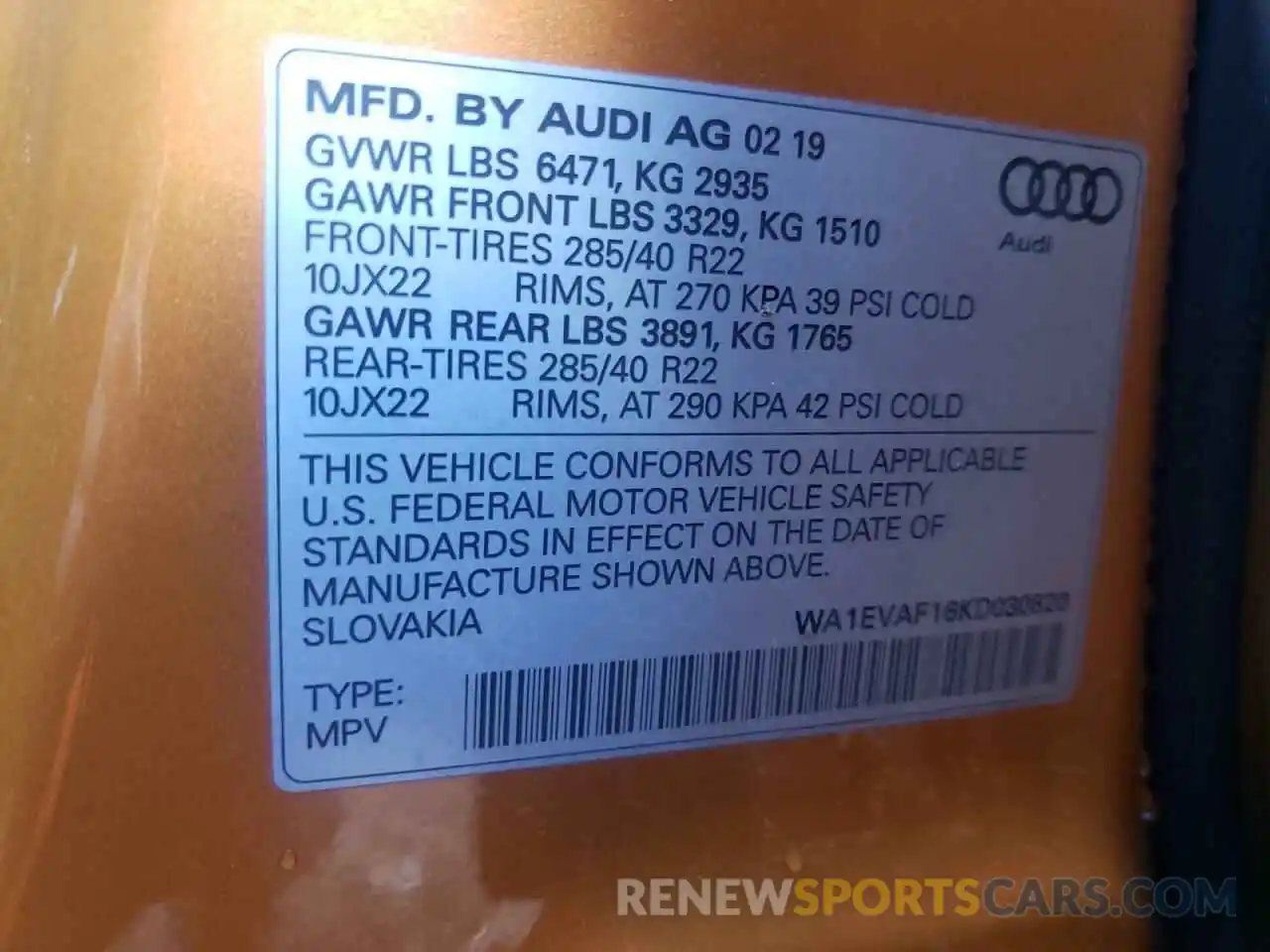 10 Photograph of a damaged car WA1EVAF16KD030820 AUDI Q8 2019