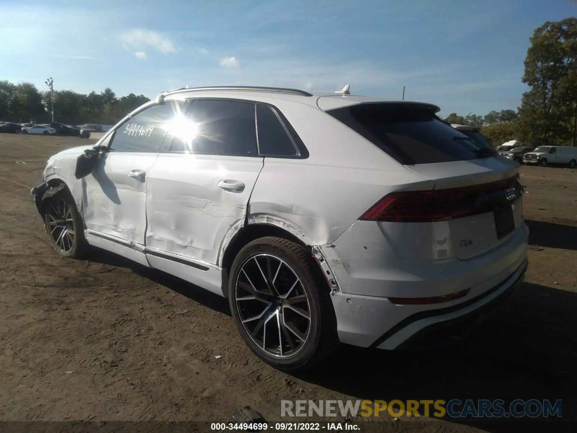 3 Фотография поврежденного автомобиля WA1EVAF16KD037265 AUDI Q8 2019