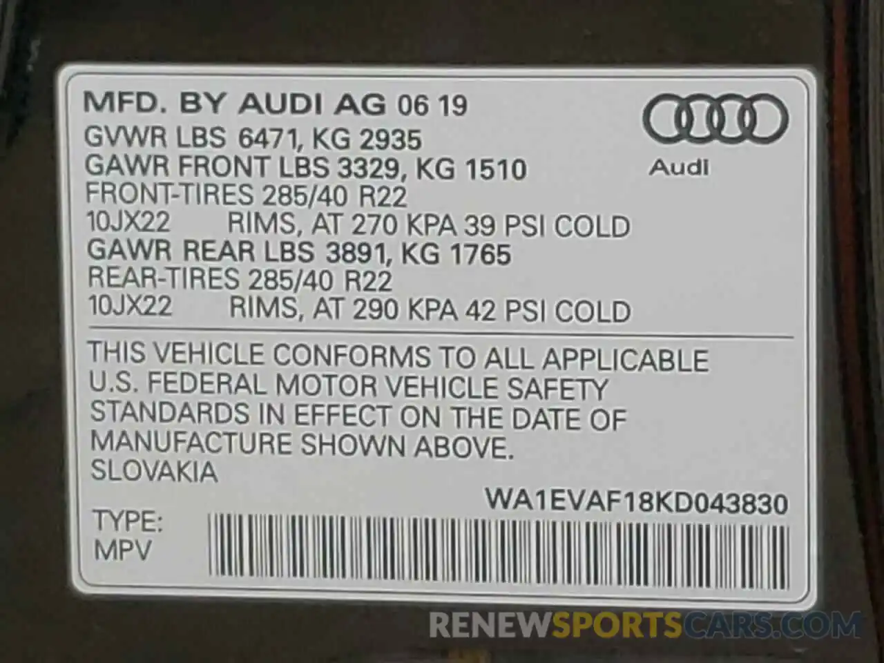 10 Photograph of a damaged car WA1EVAF18KD043830 AUDI Q8 2019