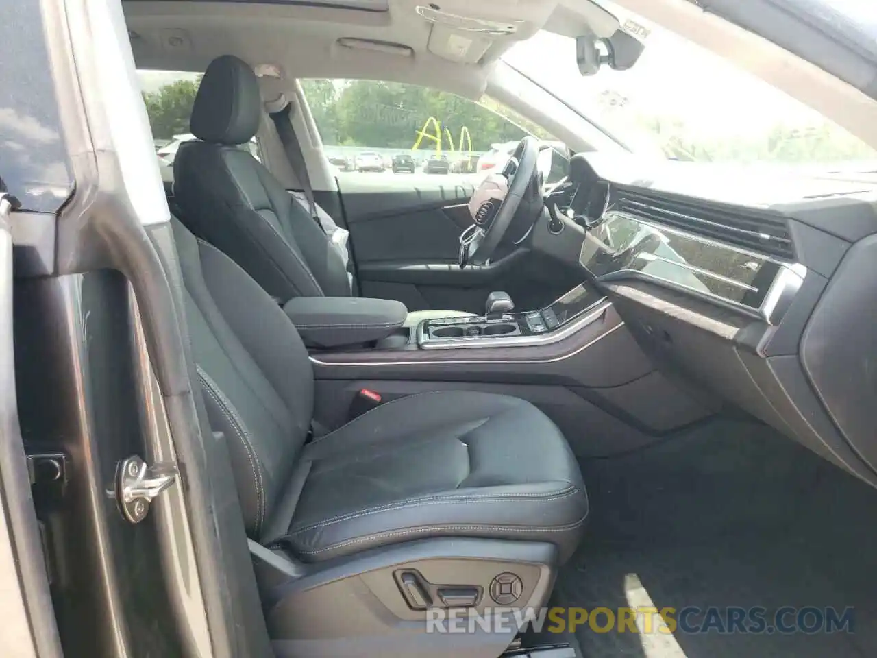 5 Photograph of a damaged car WA1EVAF19KD024428 AUDI Q8 2019