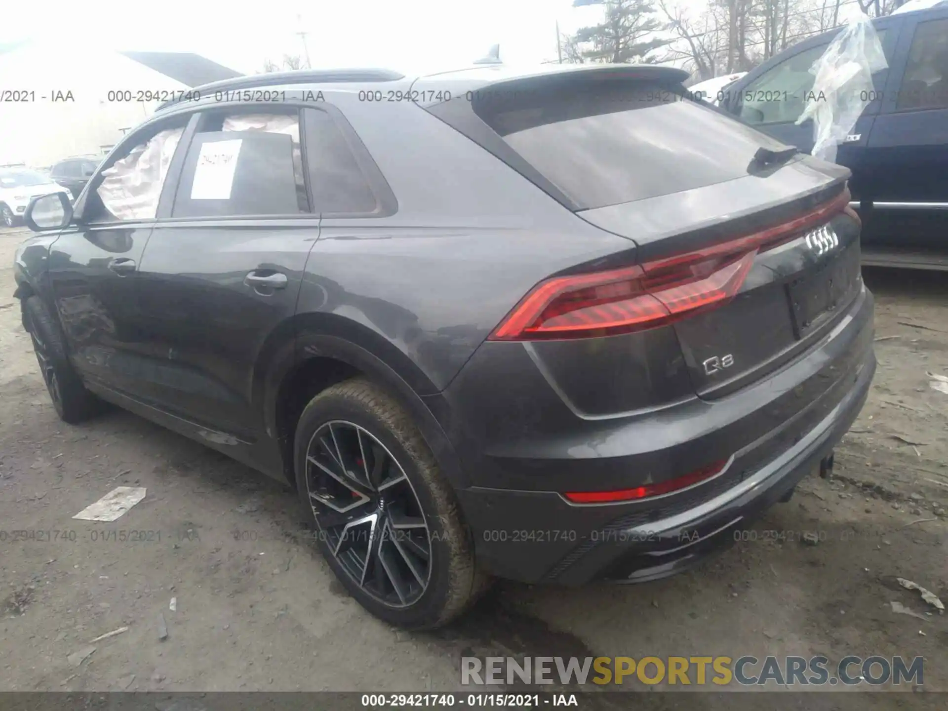 3 Фотография поврежденного автомобиля WA1EVAF19KD037096 AUDI Q8 2019