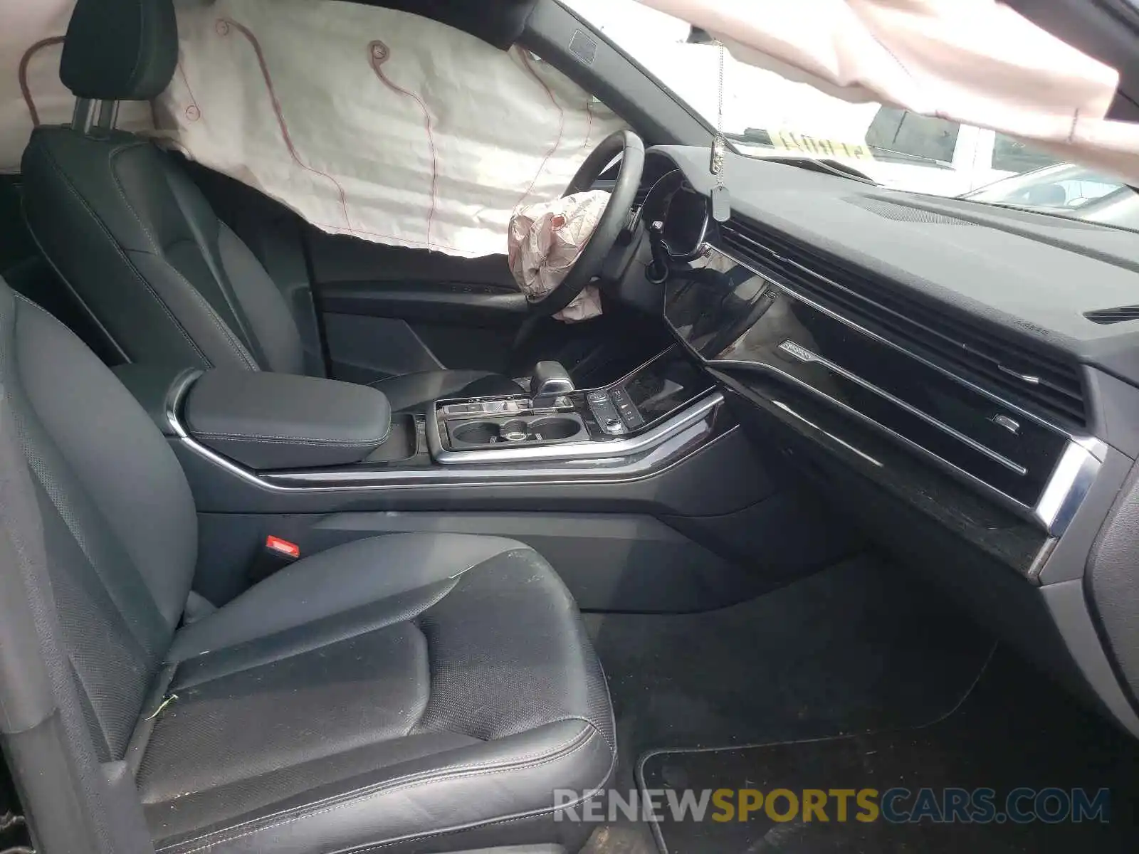 5 Photograph of a damaged car WA1EVAF1XKD025006 AUDI Q8 2019