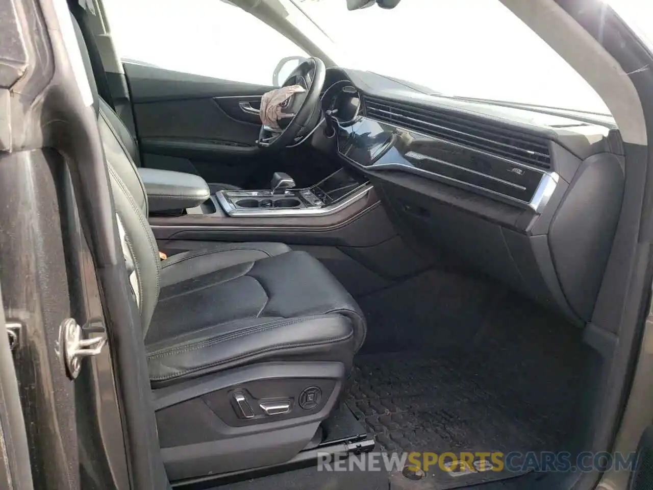 5 Photograph of a damaged car WA1FVAF11KD039333 AUDI Q8 2019