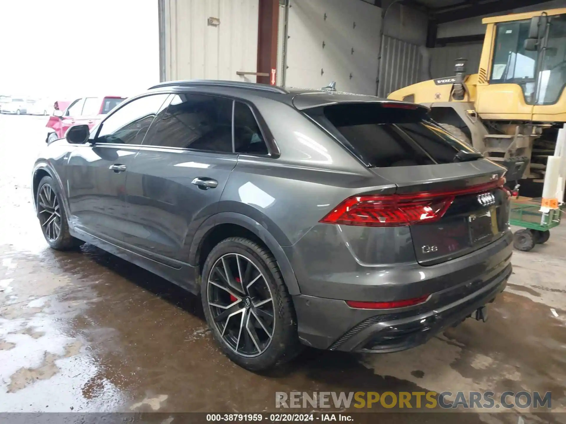 3 Фотография поврежденного автомобиля WA1FVAF12KD022167 AUDI Q8 2019