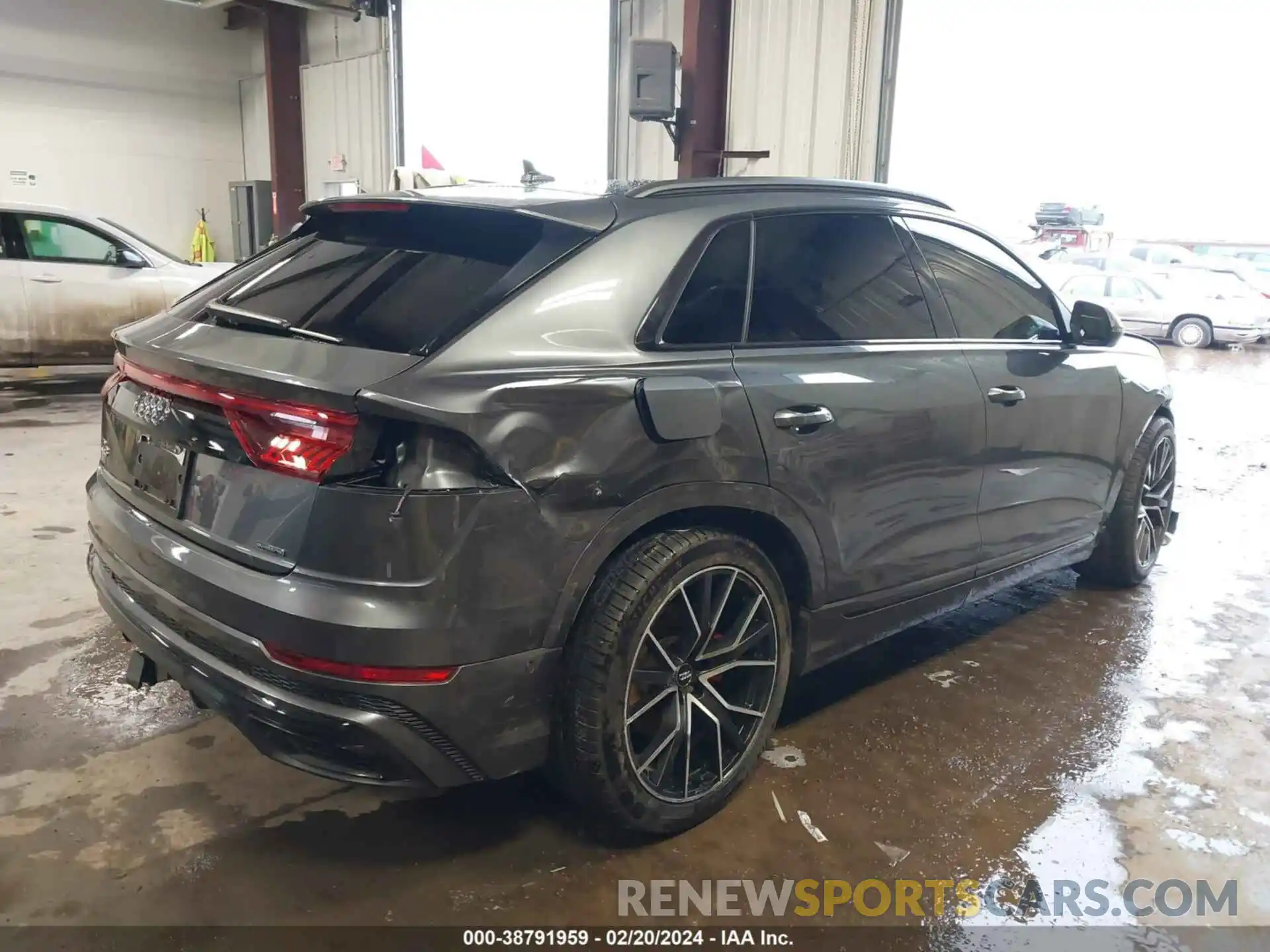 4 Photograph of a damaged car WA1FVAF12KD022167 AUDI Q8 2019