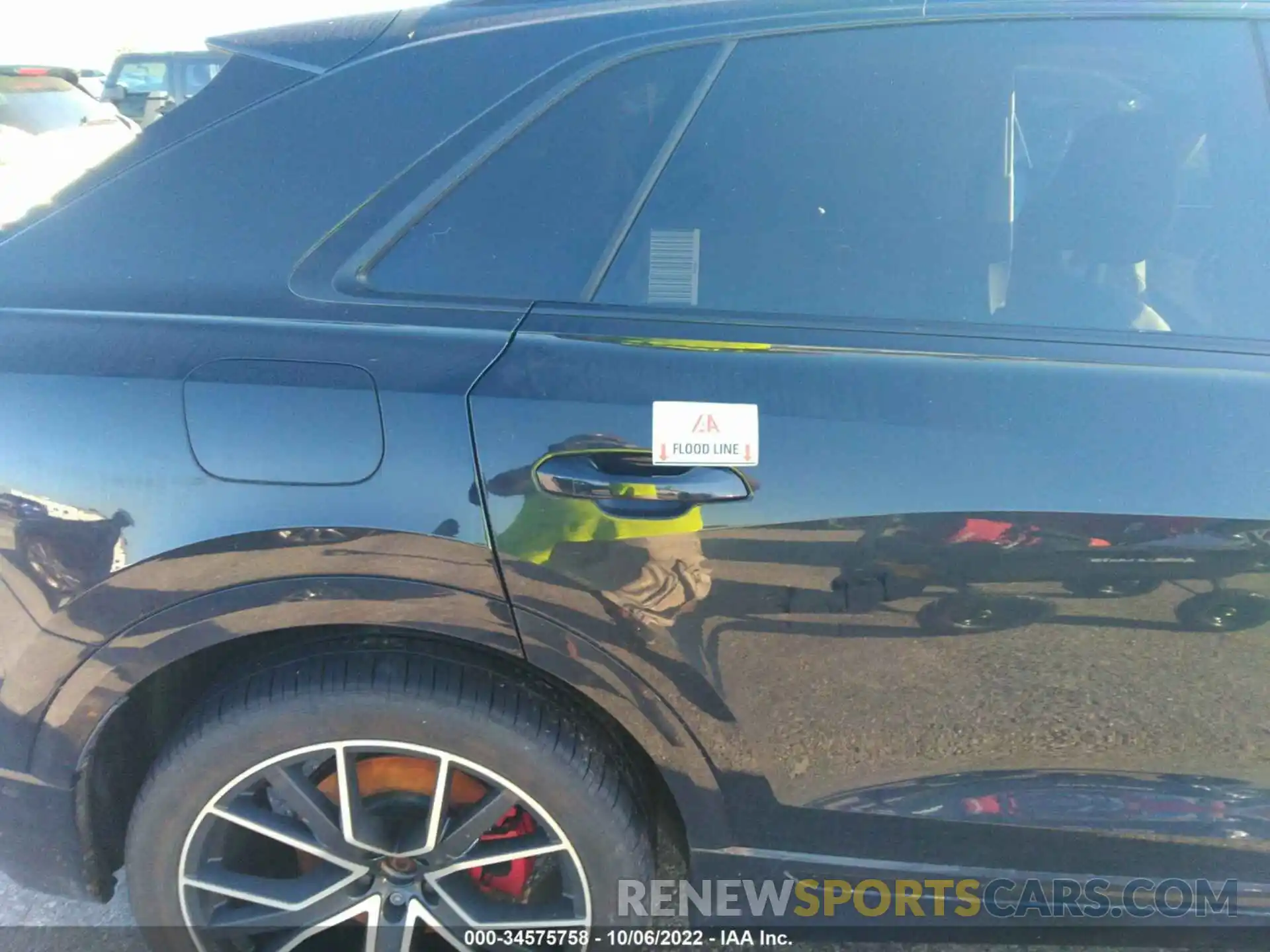 6 Photograph of a damaged car WA1FVAF14KD029699 AUDI Q8 2019