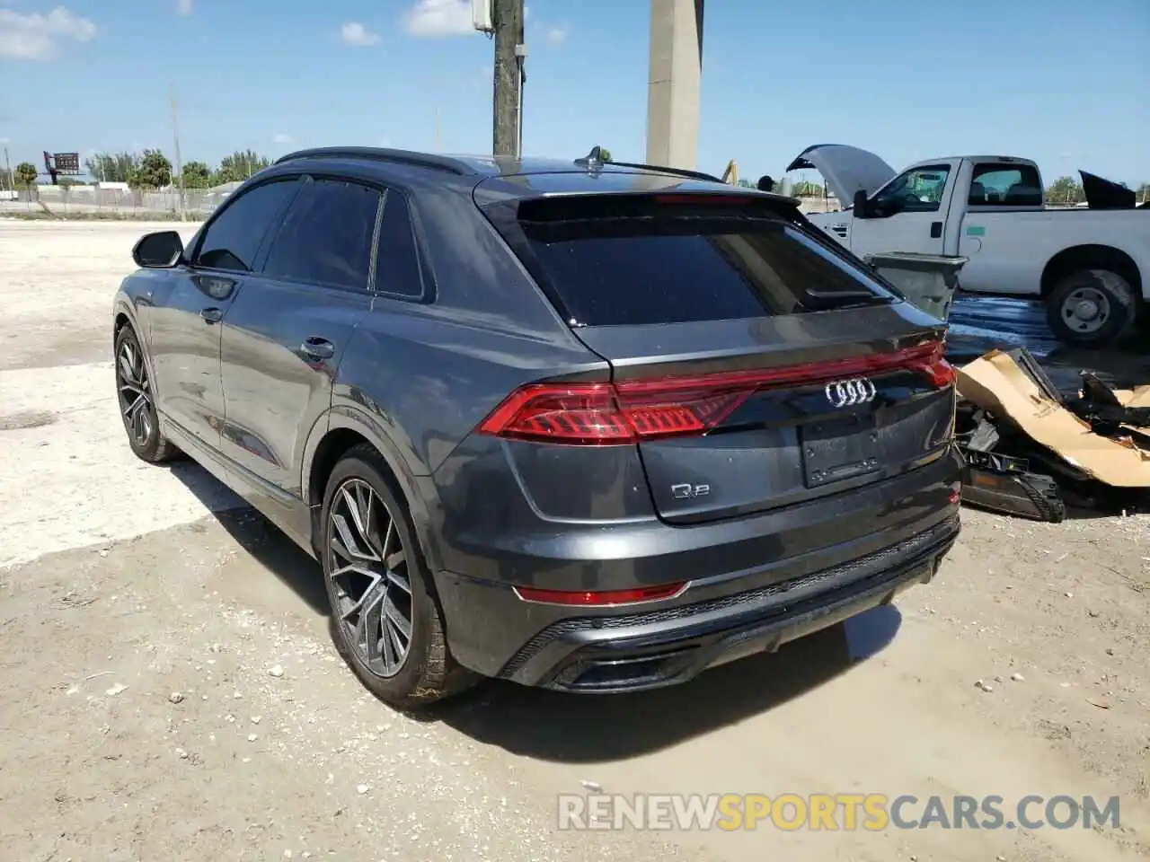 3 Фотография поврежденного автомобиля WA1FVAF14KD037463 AUDI Q8 2019