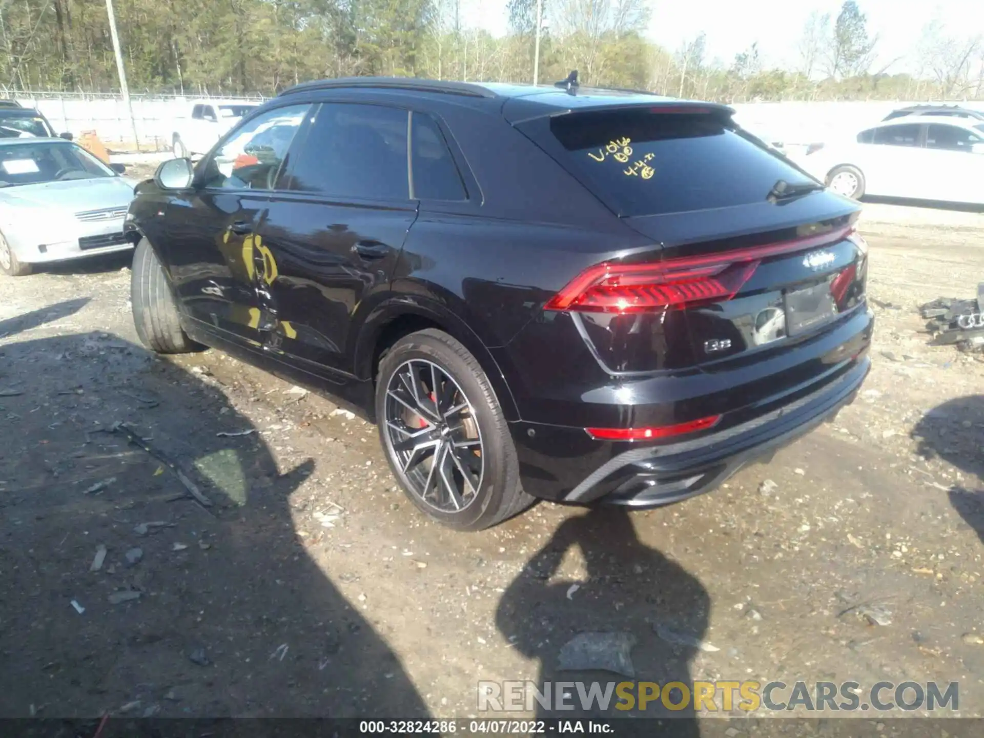 3 Фотография поврежденного автомобиля WA1FVAF16KD010166 AUDI Q8 2019