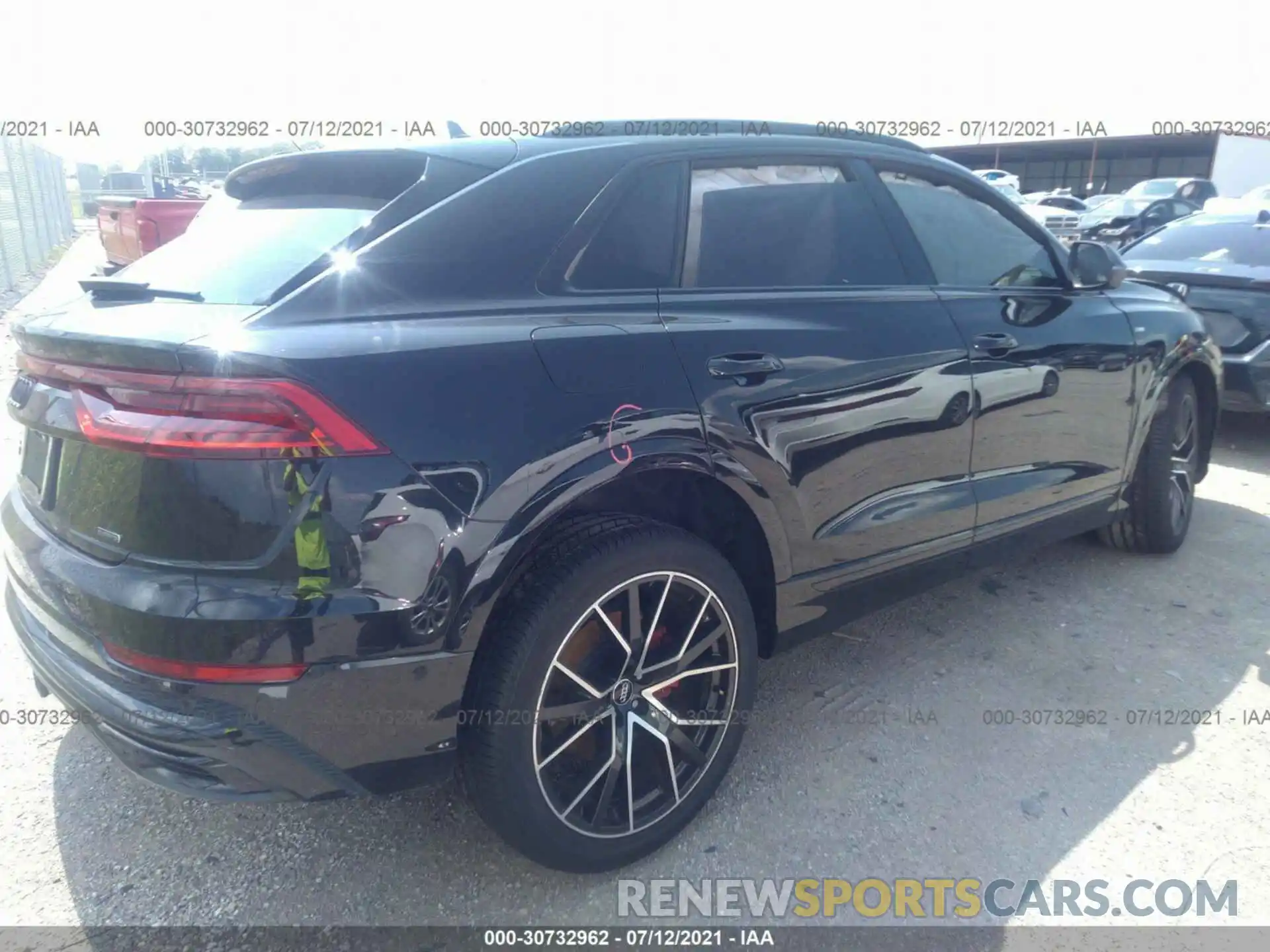 4 Фотография поврежденного автомобиля WA1FVAF16KD047301 AUDI Q8 2019