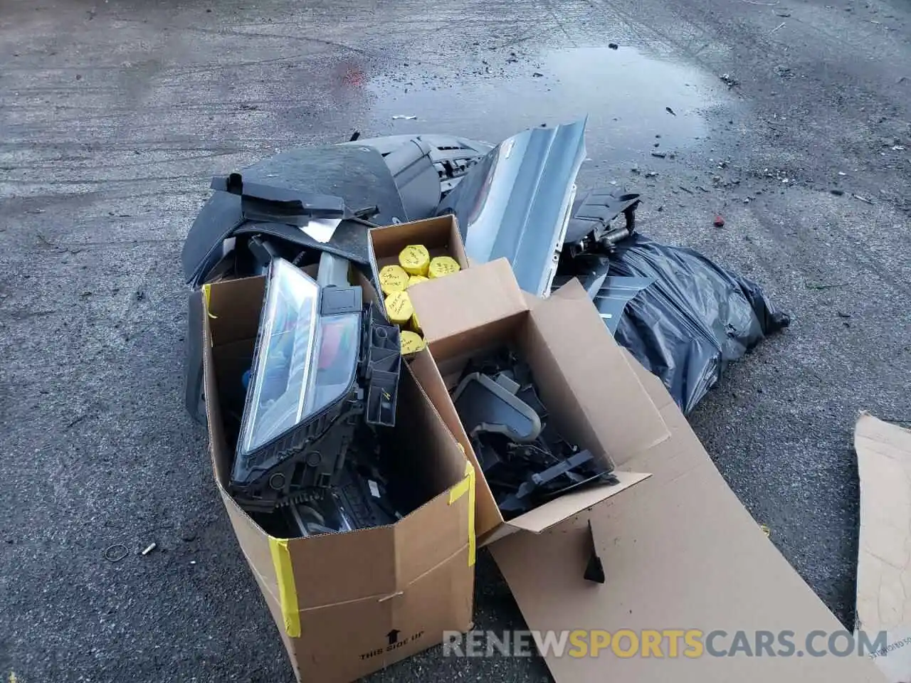 9 Photograph of a damaged car WA1FVAF19KD023865 AUDI Q8 2019