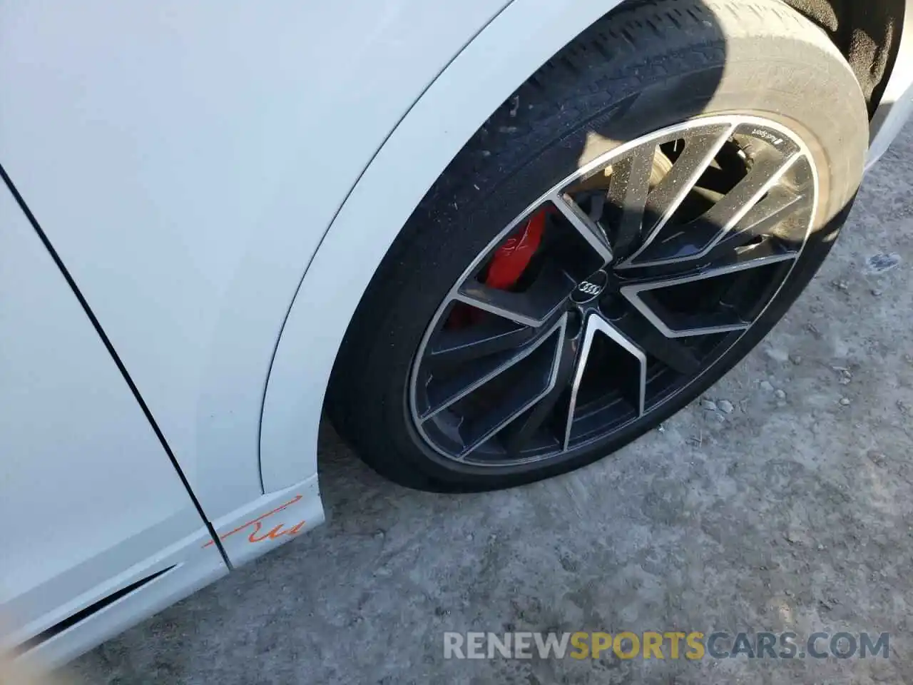 9 Photograph of a damaged car WA1FVAF1XKD012597 AUDI Q8 2019