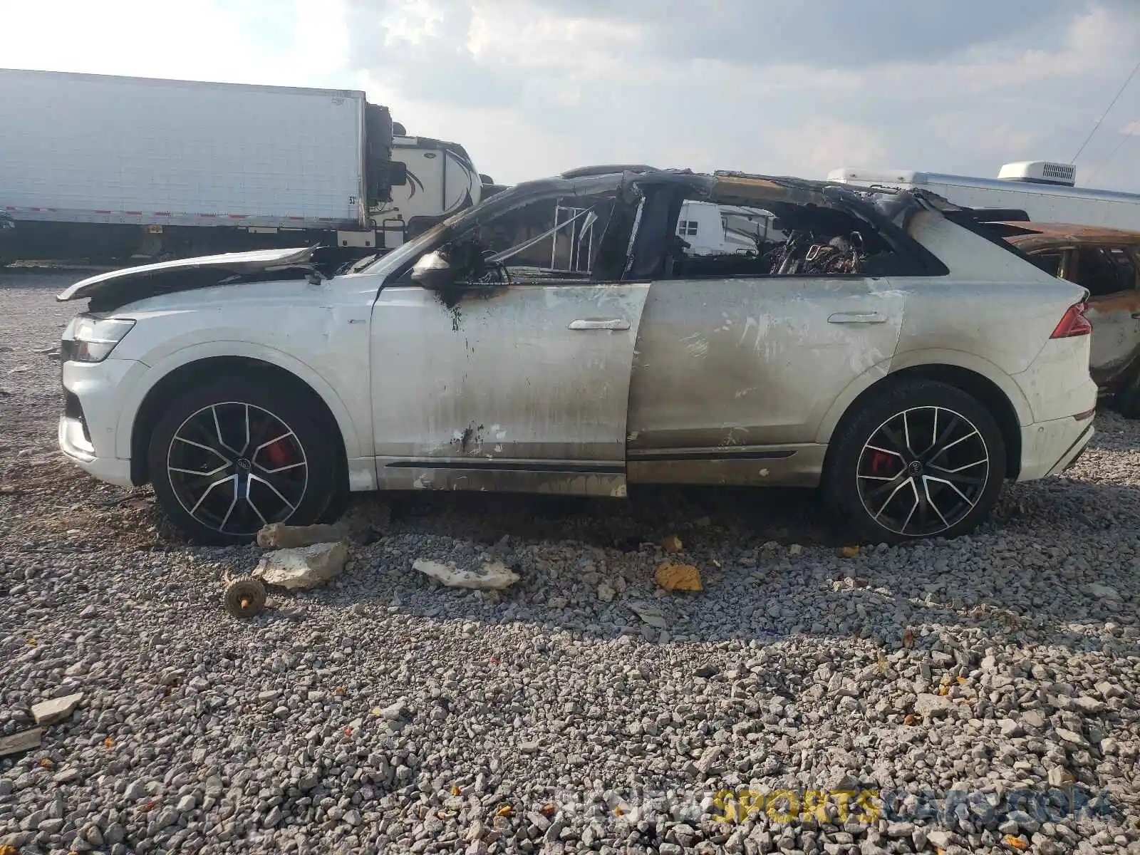 3 Photograph of a damaged car WA1FVAF1XKD044028 AUDI Q8 2019