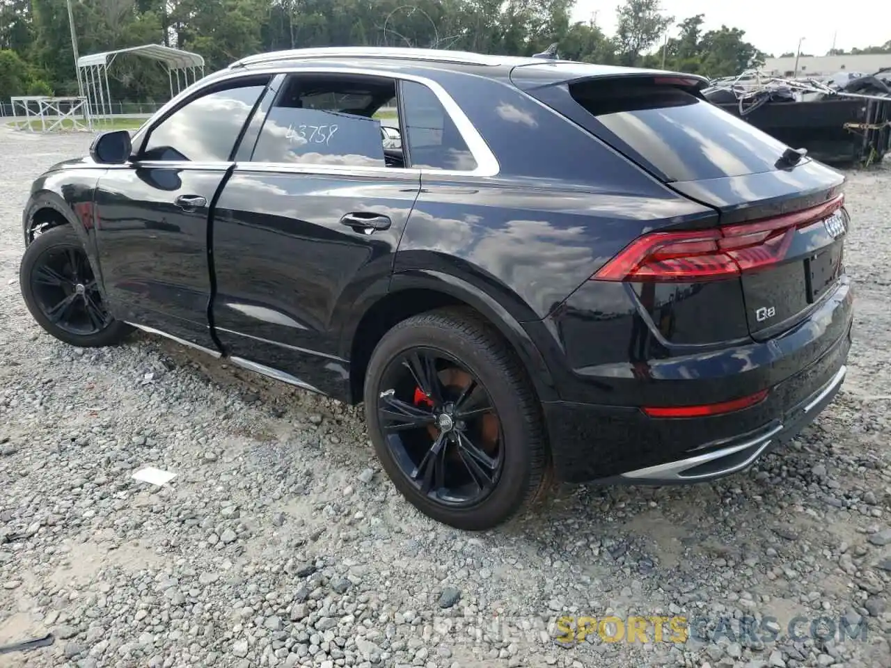 3 Photograph of a damaged car WA1AVAF1XLD025037 AUDI Q8 2020