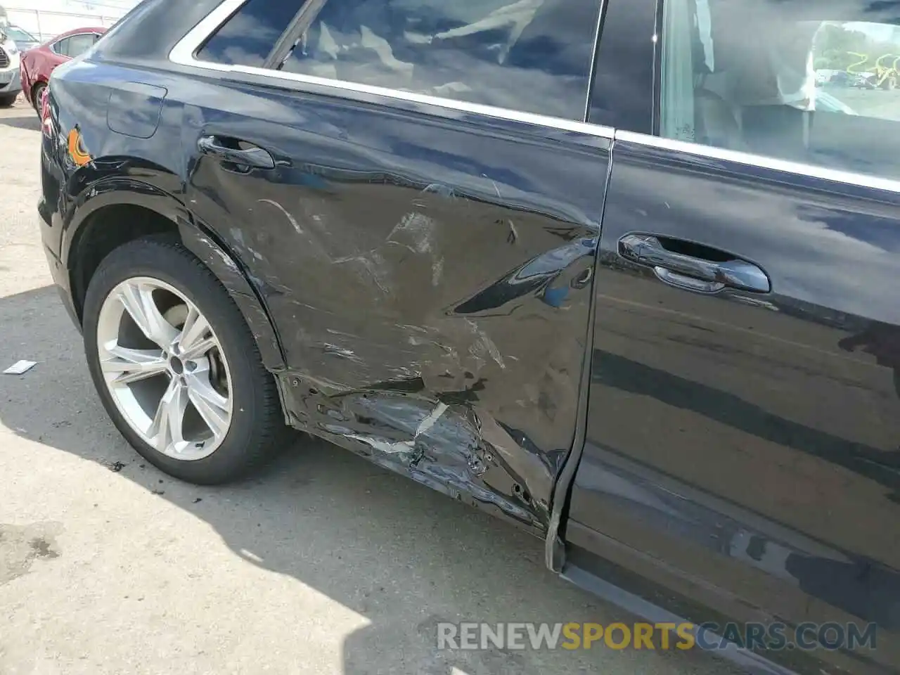 9 Photograph of a damaged car WA1BVAF15LD020431 AUDI Q8 2020