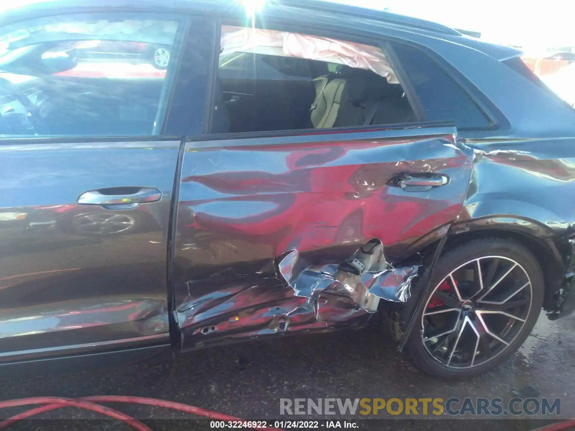 6 Photograph of a damaged car WA1EVAF11LD021119 AUDI Q8 2020