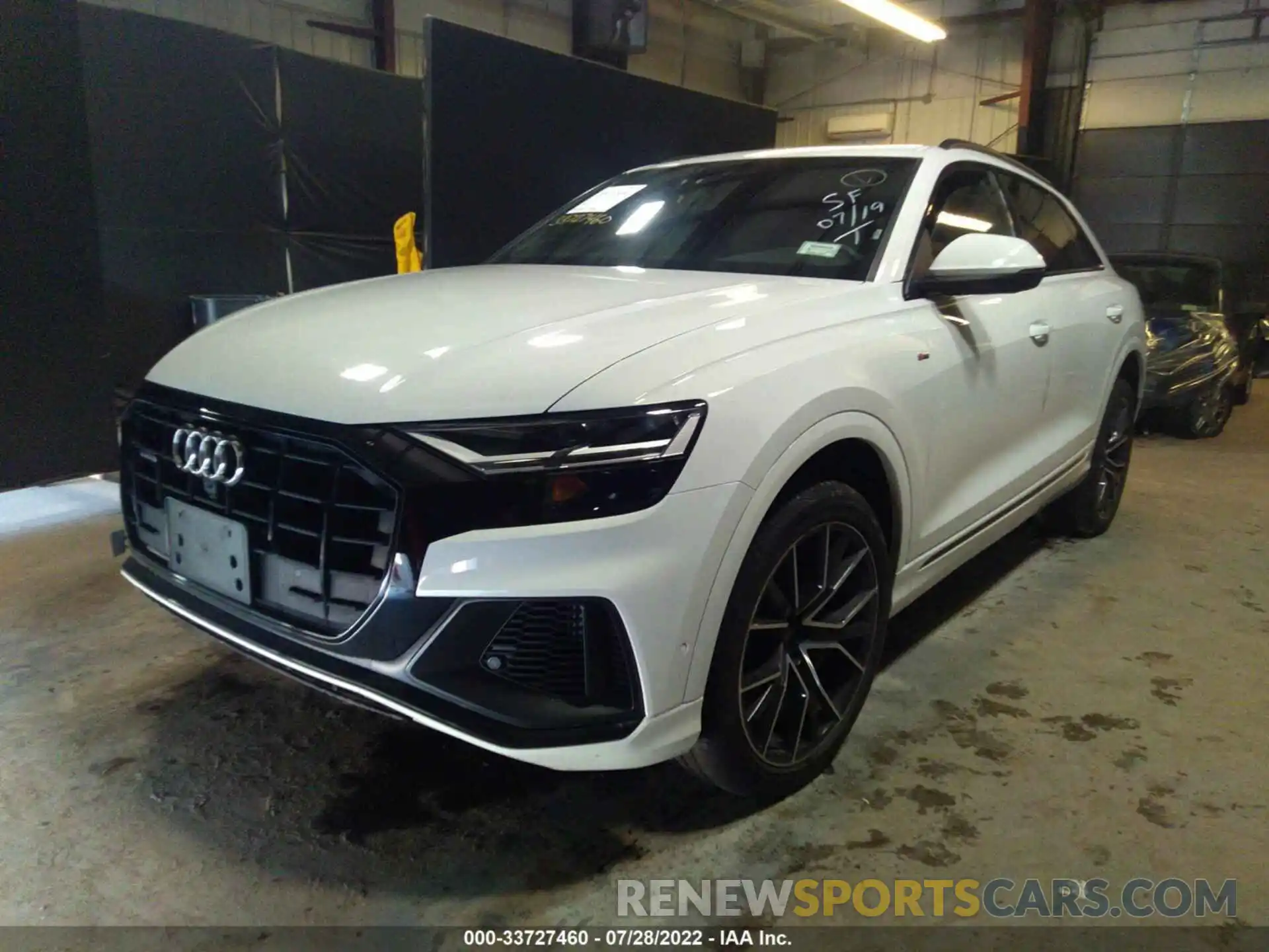 2 Photograph of a damaged car WA1EVAF16LD016997 AUDI Q8 2020