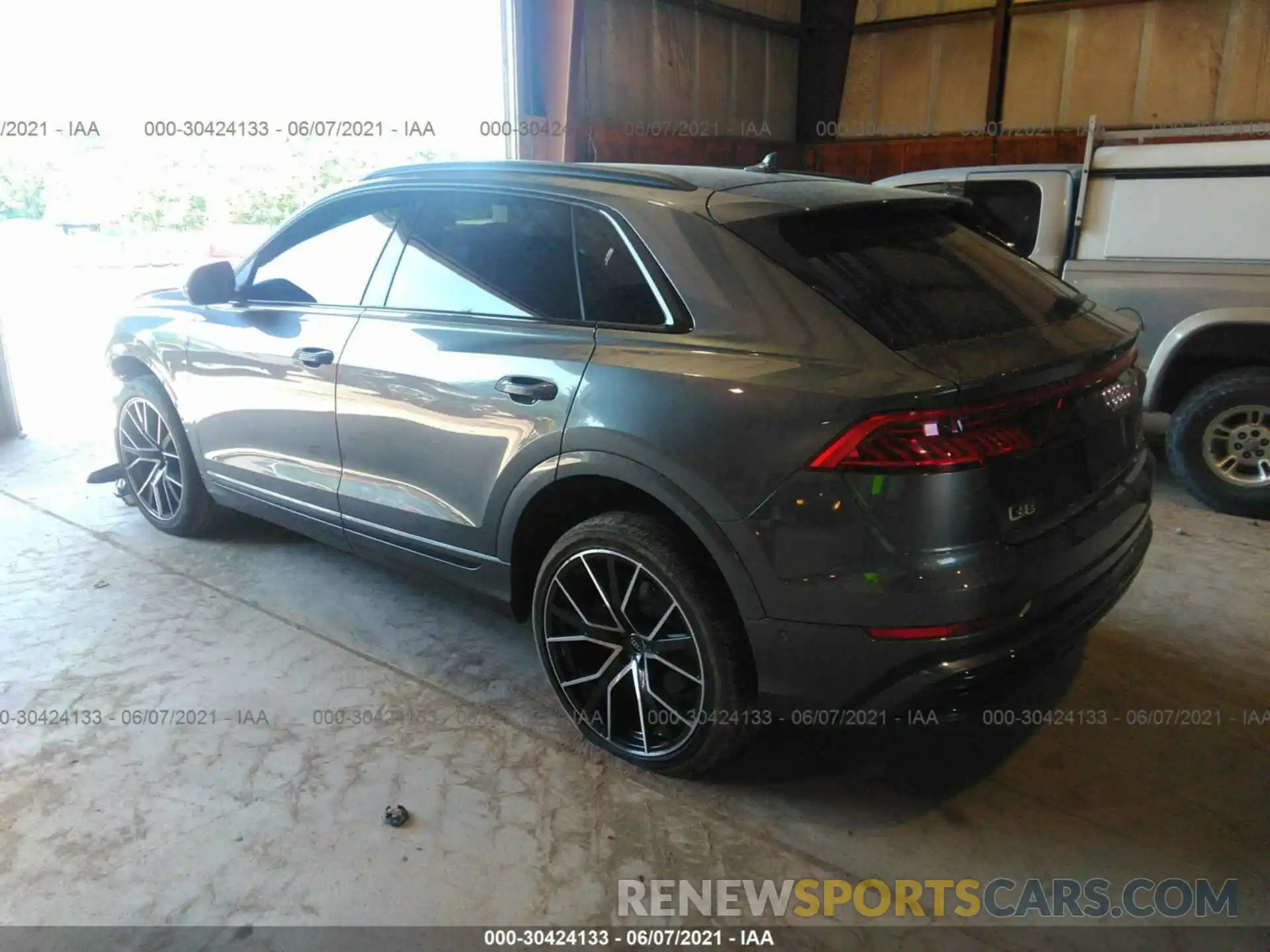 3 Photograph of a damaged car WA1EVAF16LD024226 AUDI Q8 2020