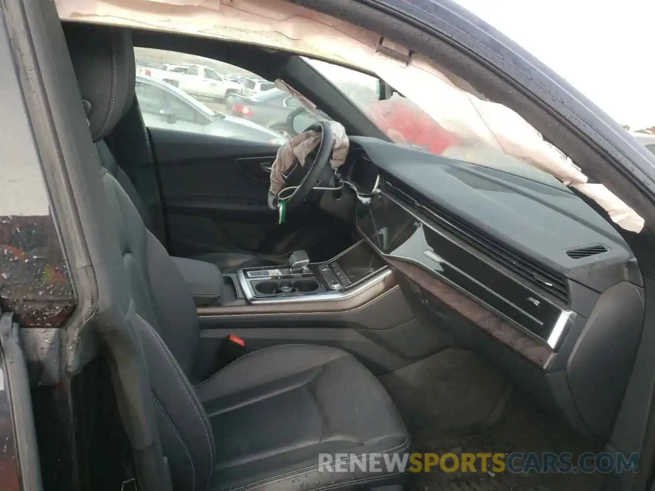 5 Photograph of a damaged car WA1EVAF17LD003210 AUDI Q8 2020