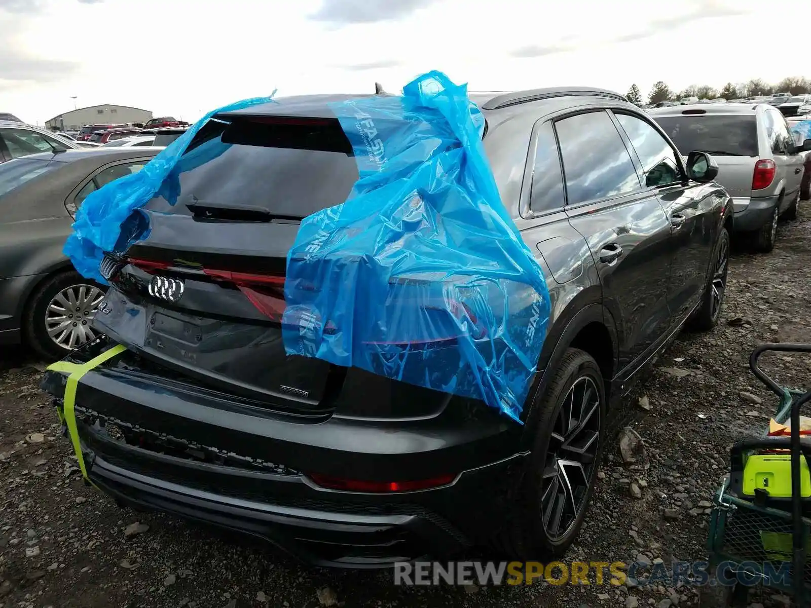 4 Photograph of a damaged car WA1EVAF18LD015138 AUDI Q8 2020