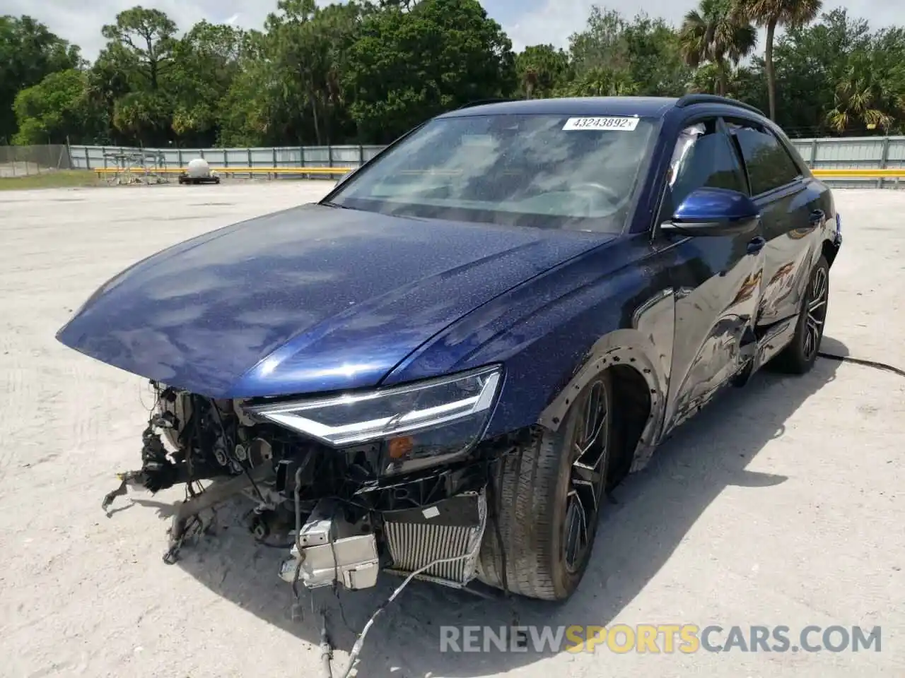 2 Photograph of a damaged car WA1EVAF19LD004746 AUDI Q8 2020