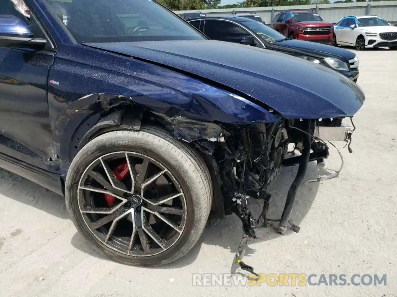 9 Photograph of a damaged car WA1EVAF19LD004746 AUDI Q8 2020