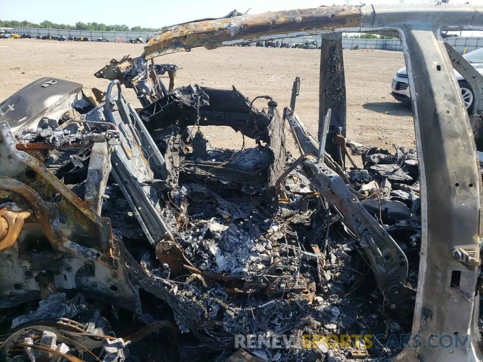 6 Photograph of a damaged car WA1FVAF17LD009254 AUDI Q8 2020