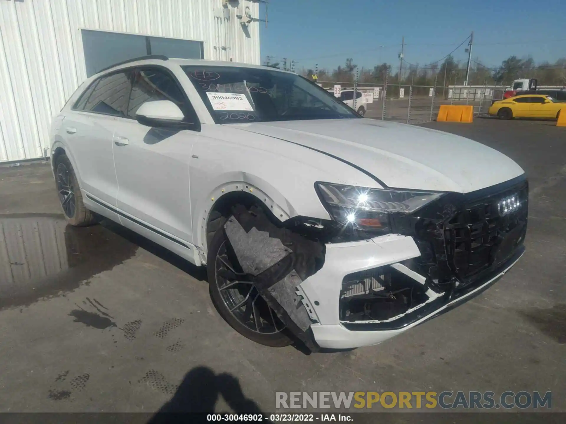 1 Photograph of a damaged car WA1FVAF19LD010003 AUDI Q8 2020