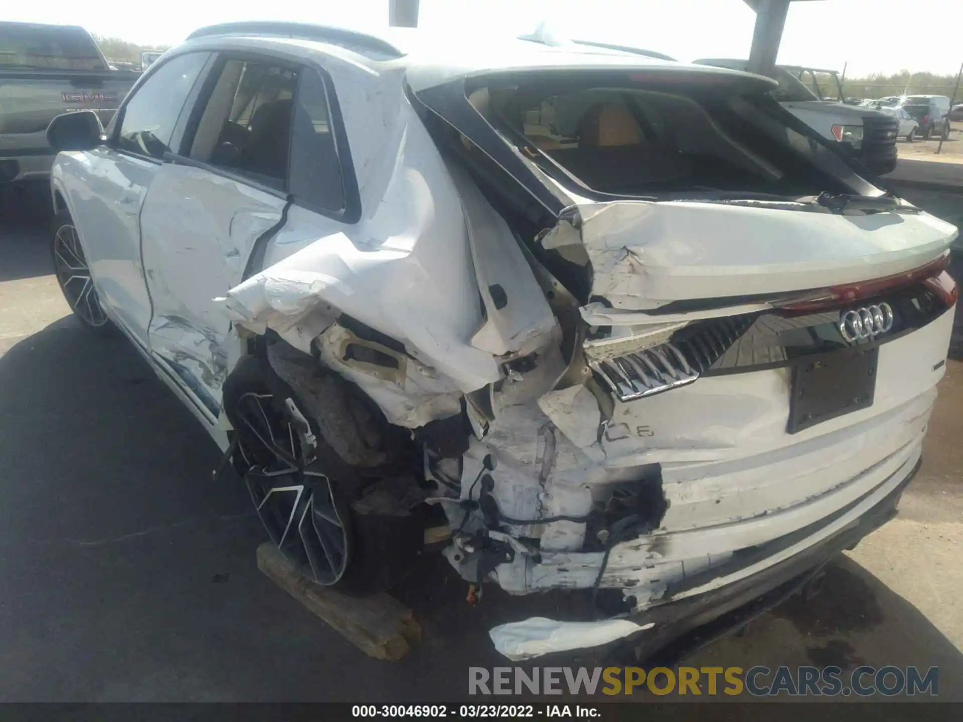 6 Photograph of a damaged car WA1FVAF19LD010003 AUDI Q8 2020