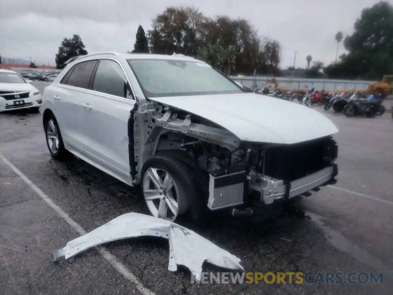 1 Photograph of a damaged car WA1AVAF10MD015554 AUDI Q8 2021