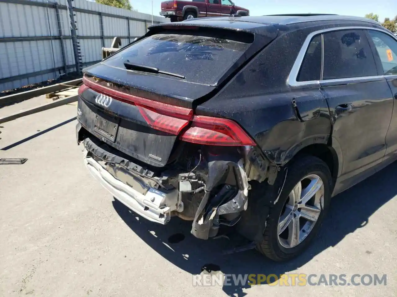 9 Фотография поврежденного автомобиля WA1AVAF12MD023073 AUDI Q8 2021