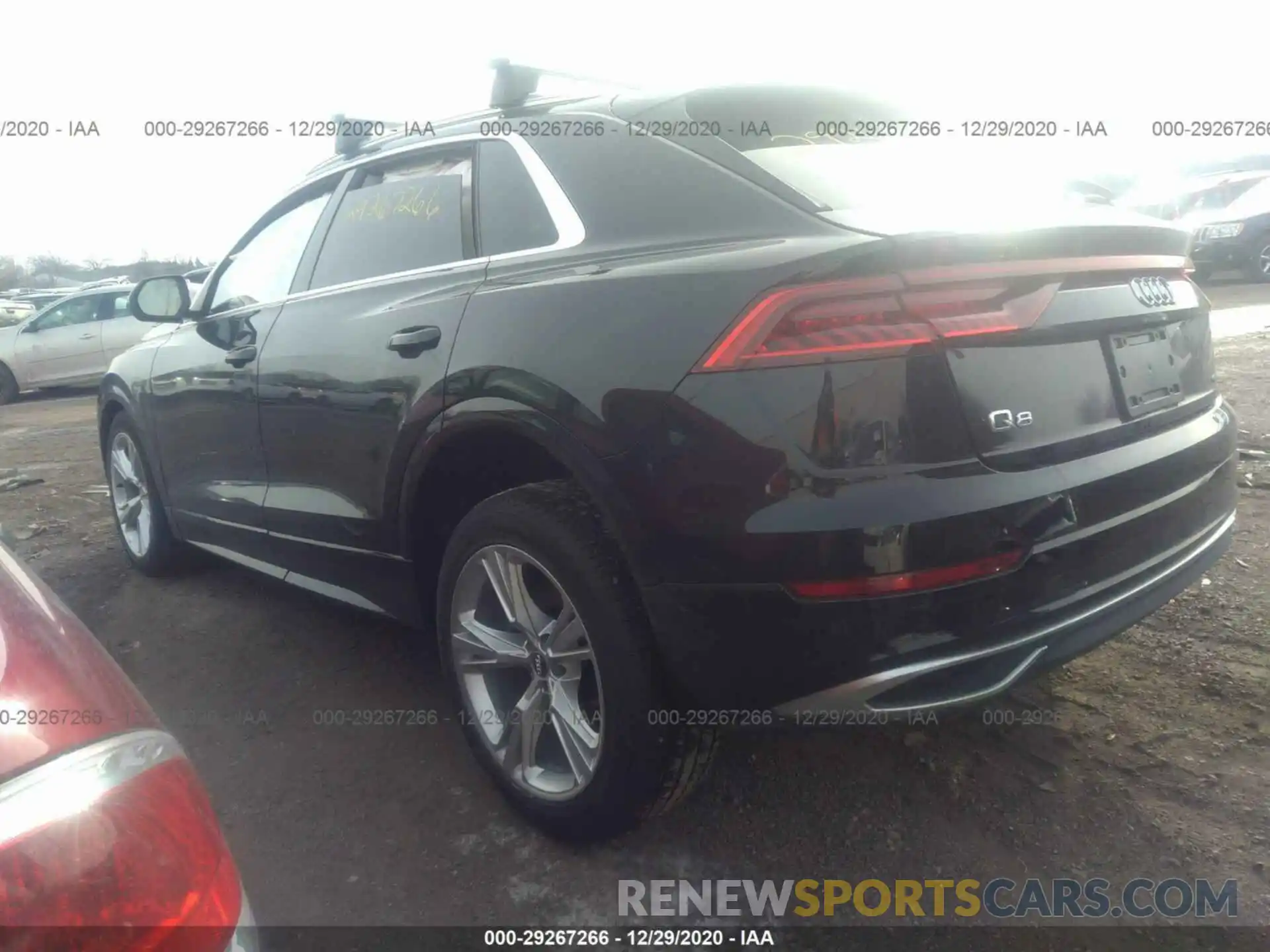 3 Фотография поврежденного автомобиля WA1BVAF19MD005240 AUDI Q8 2021