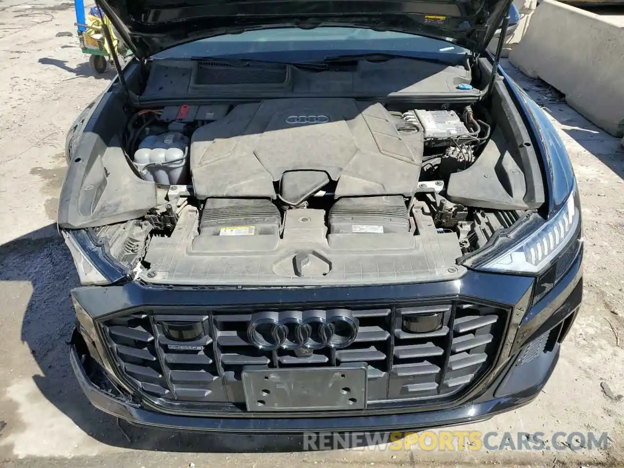 12 Фотография поврежденного автомобиля WA1EVAF10MD019170 AUDI Q8 2021