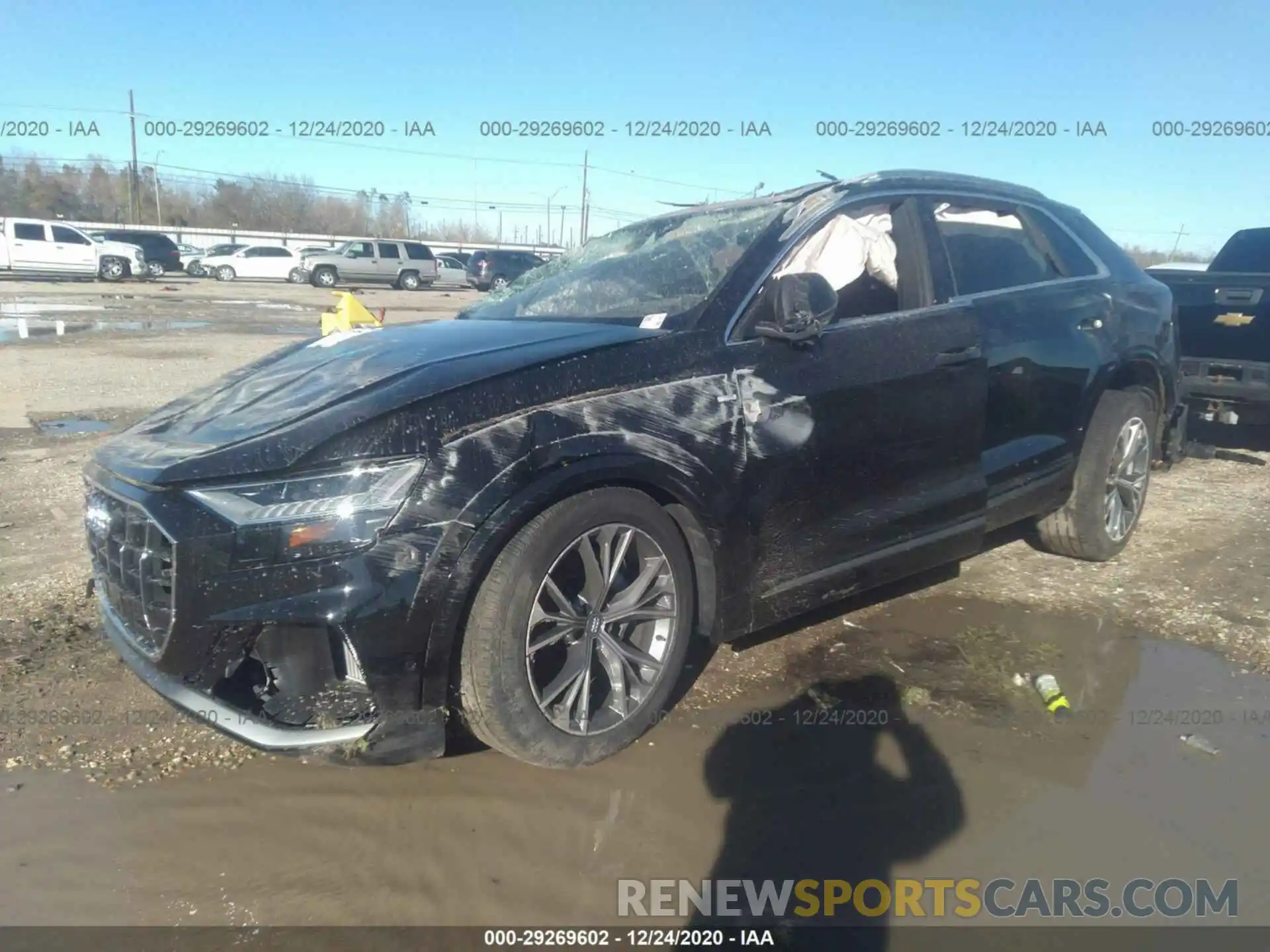 2 Photograph of a damaged car WA1EVAF11MD001373 AUDI Q8 2021