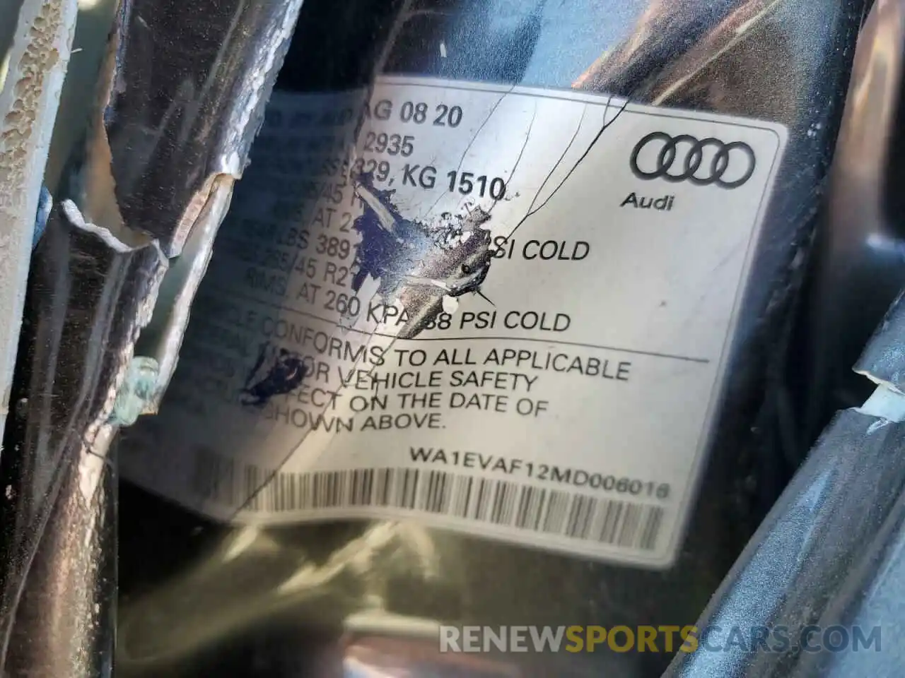 13 Photograph of a damaged car WA1EVAF12MD006016 AUDI Q8 2021