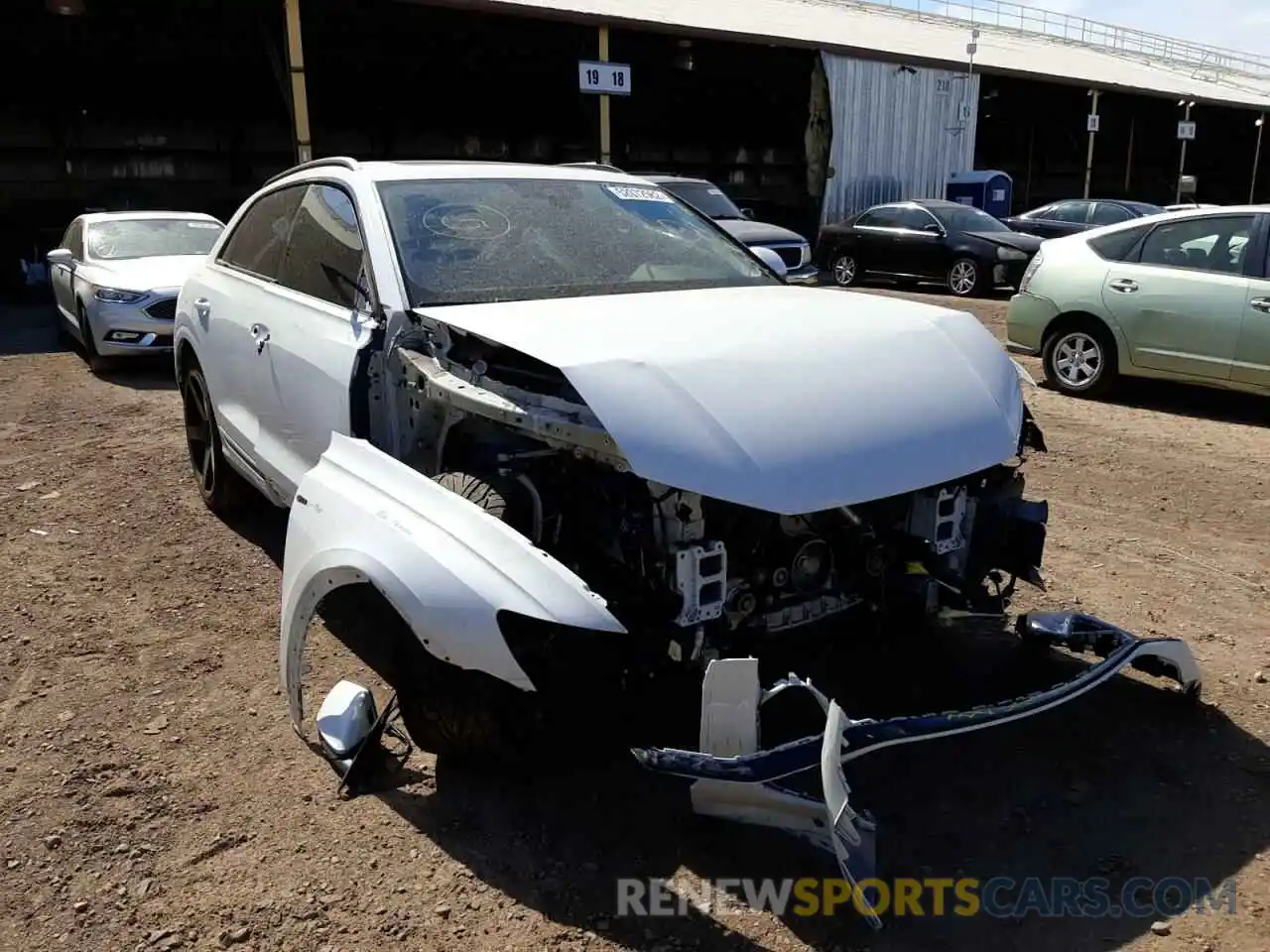 1 Photograph of a damaged car WA1EVAF13MD001665 AUDI Q8 2021