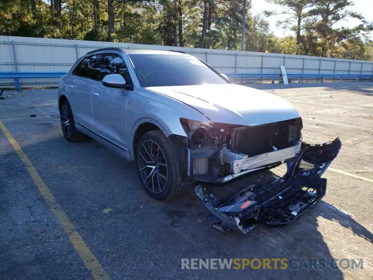 1 Photograph of a damaged car WA1EVAF15MD006933 AUDI Q8 2021