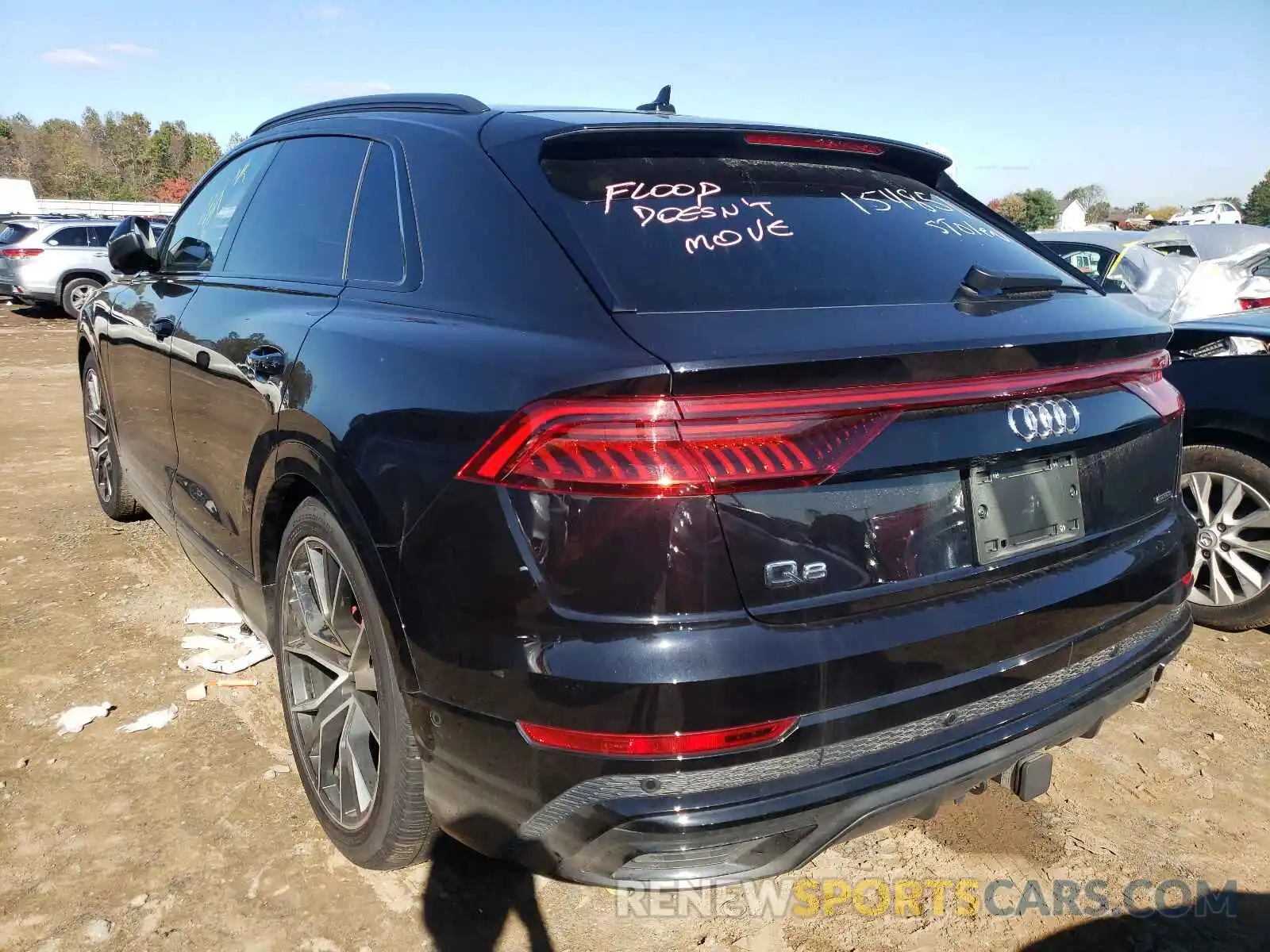 3 Фотография поврежденного автомобиля WA1EVAF15MD008469 AUDI Q8 2021