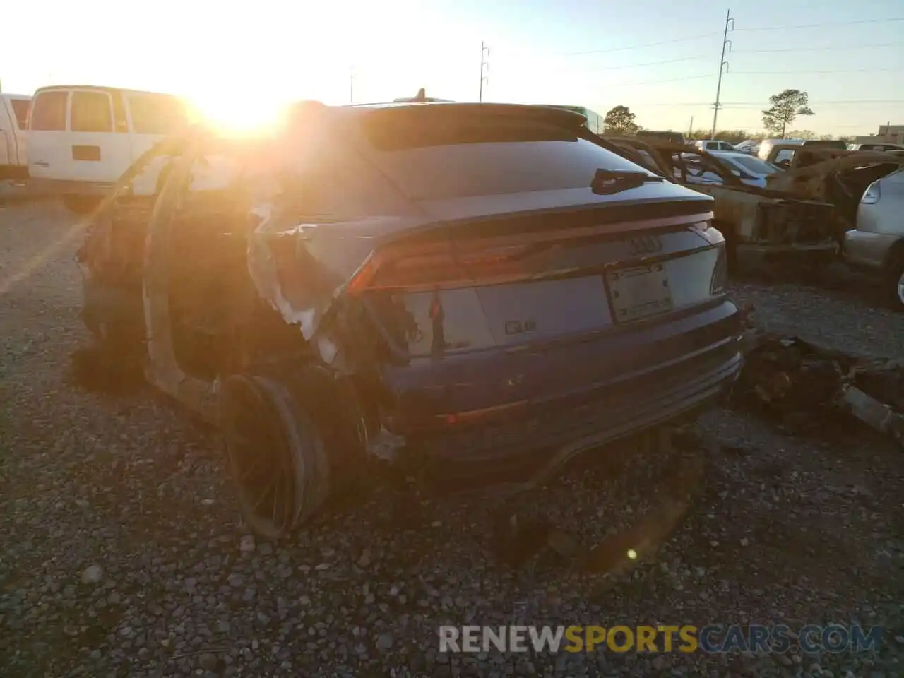 3 Photograph of a damaged car WA1EVAF15MD013879 AUDI Q8 2021