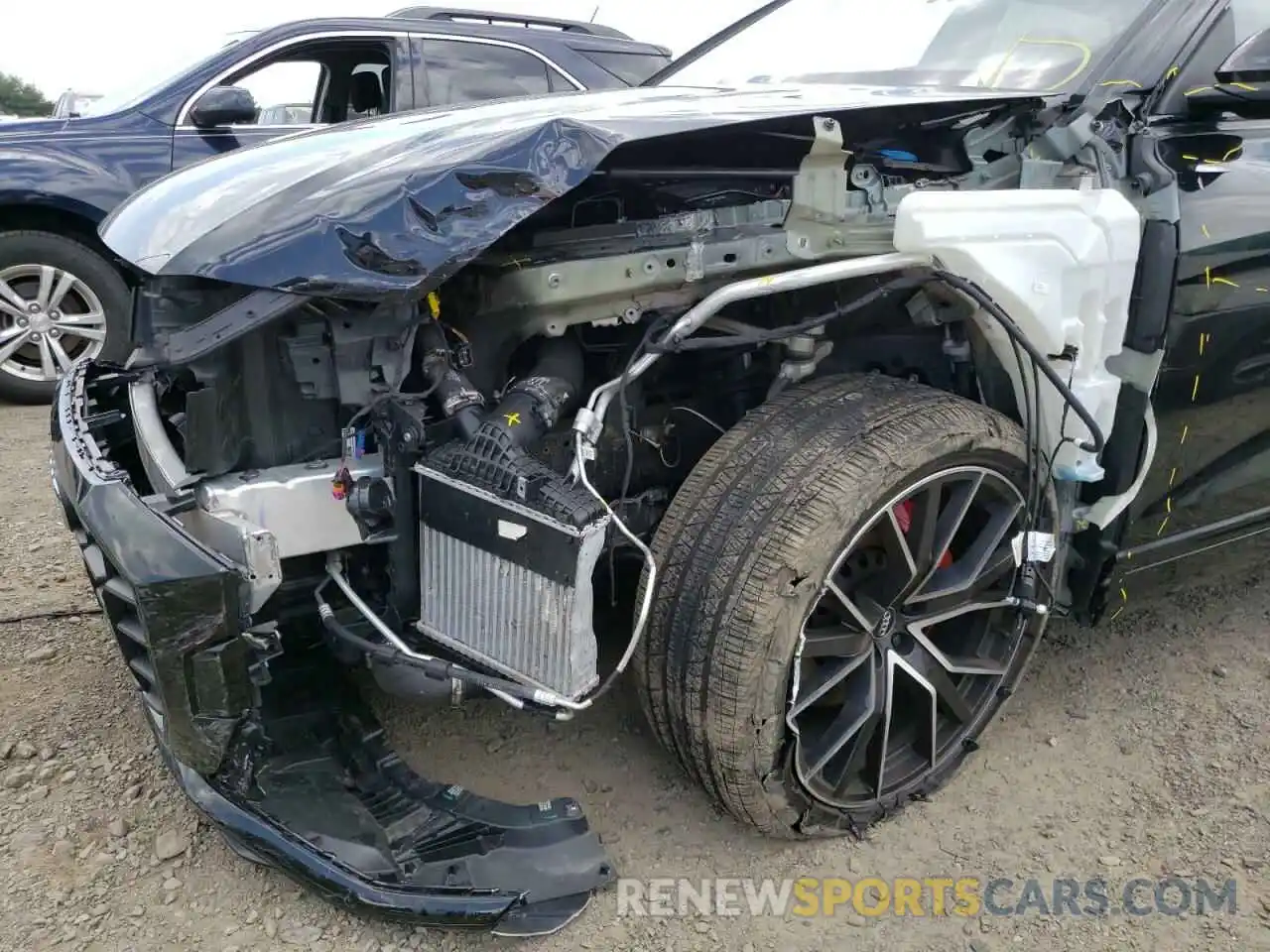 9 Photograph of a damaged car WA1EVAF16MD002597 AUDI Q8 2021