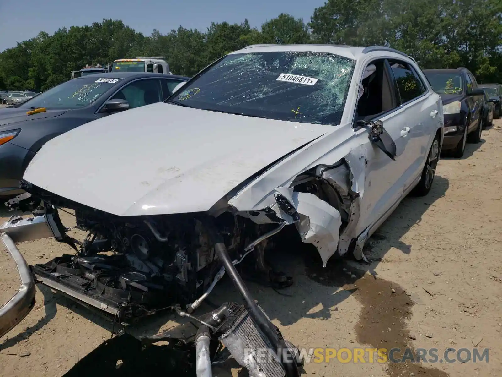 2 Photograph of a damaged car WA1EVAF16MD009596 AUDI Q8 2021