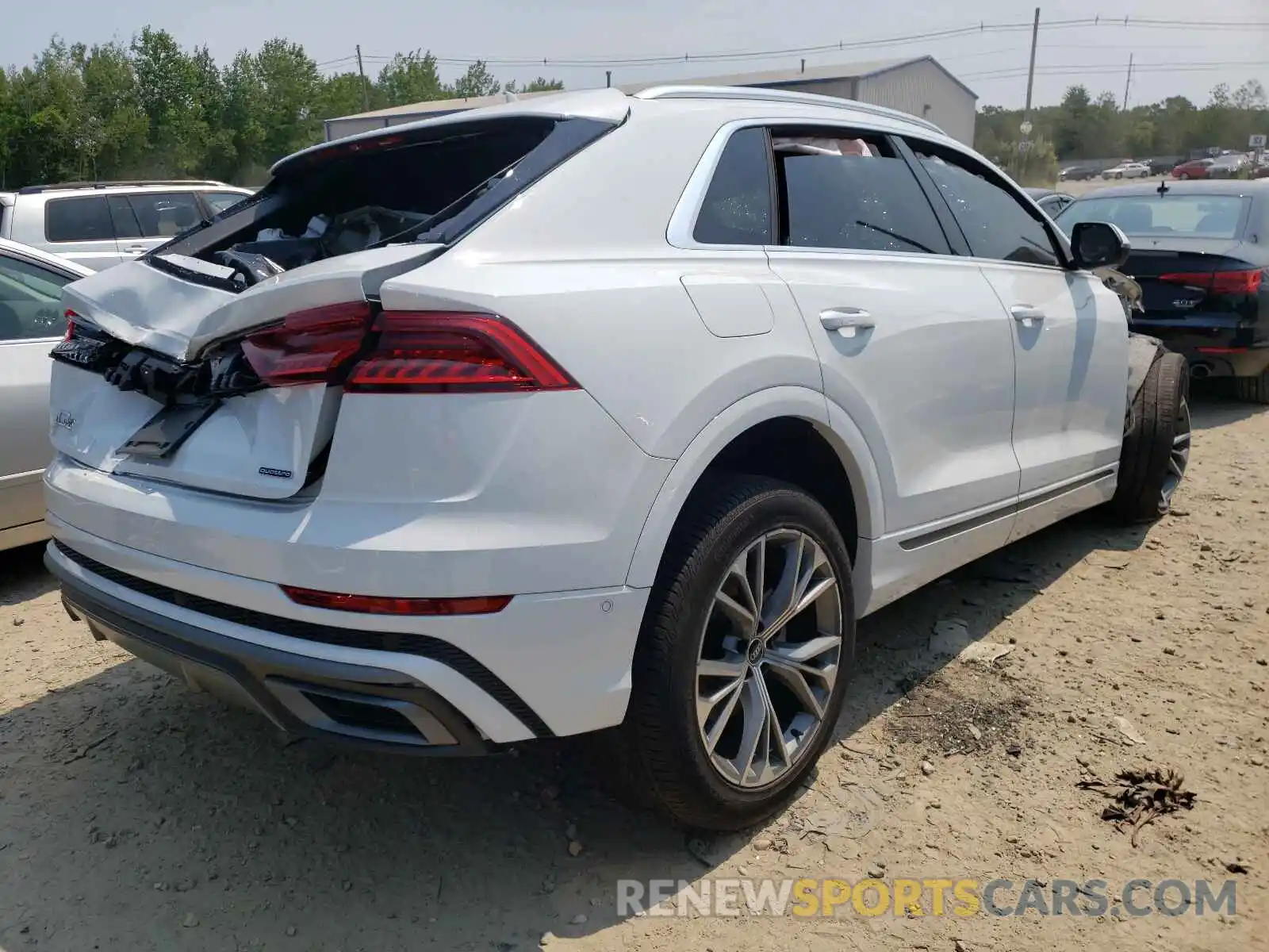 4 Photograph of a damaged car WA1EVAF16MD009596 AUDI Q8 2021