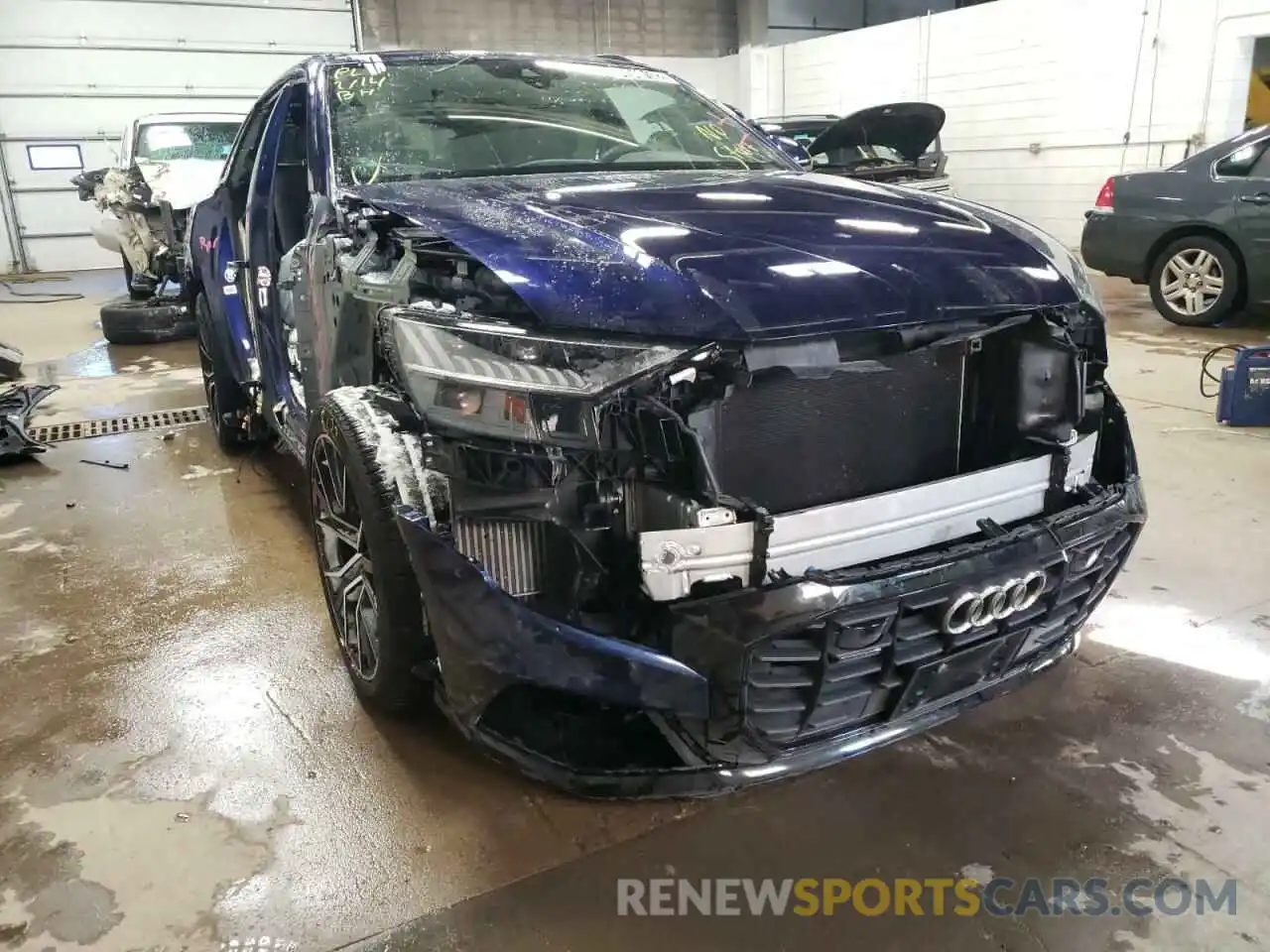 9 Photograph of a damaged car WA1EVAF16MD016208 AUDI Q8 2021