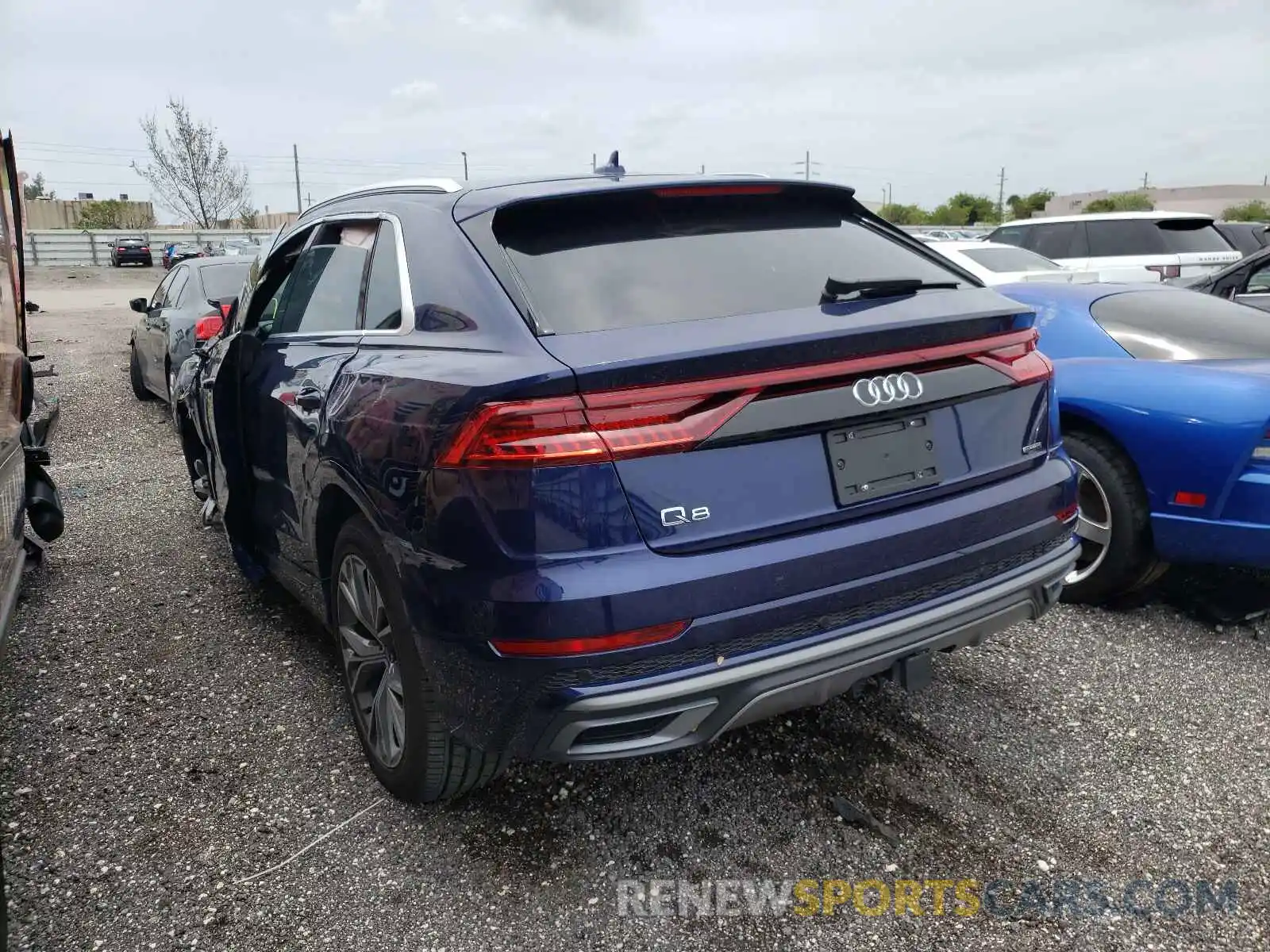 3 Photograph of a damaged car WA1EVAF16MD024471 AUDI Q8 2021