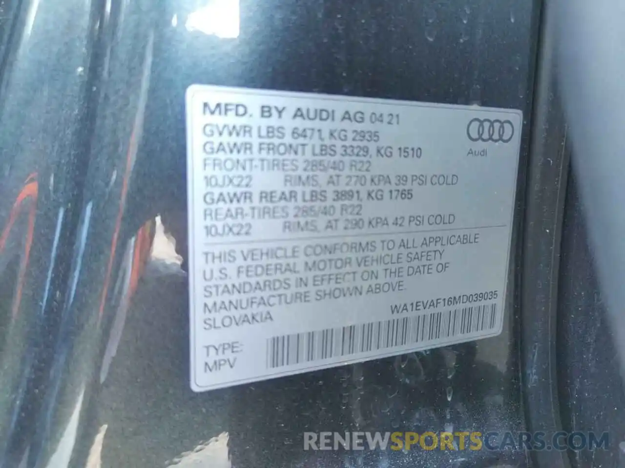 10 Photograph of a damaged car WA1EVAF16MD039035 AUDI Q8 2021