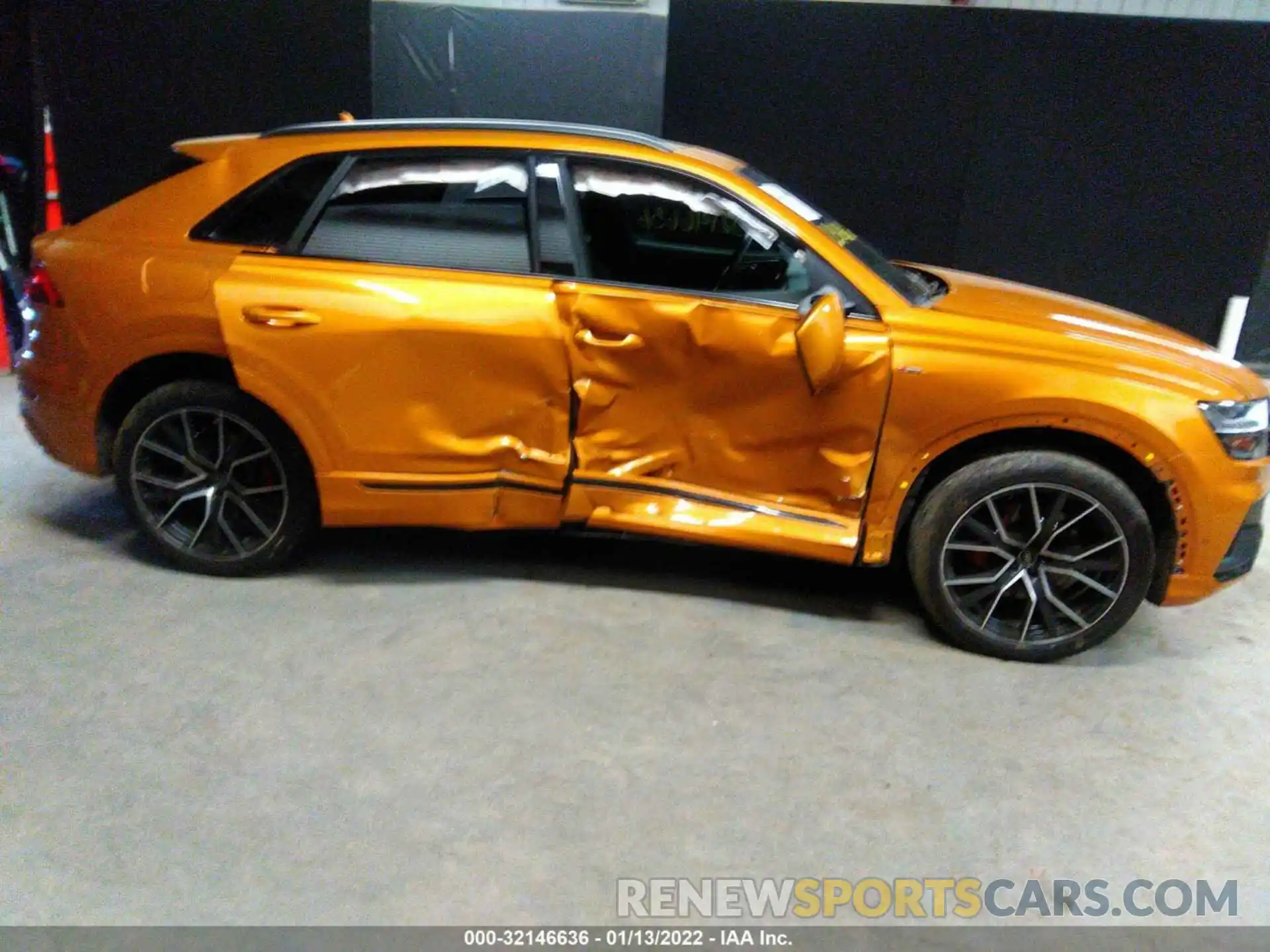 6 Photograph of a damaged car WA1EVAF17MD008764 AUDI Q8 2021