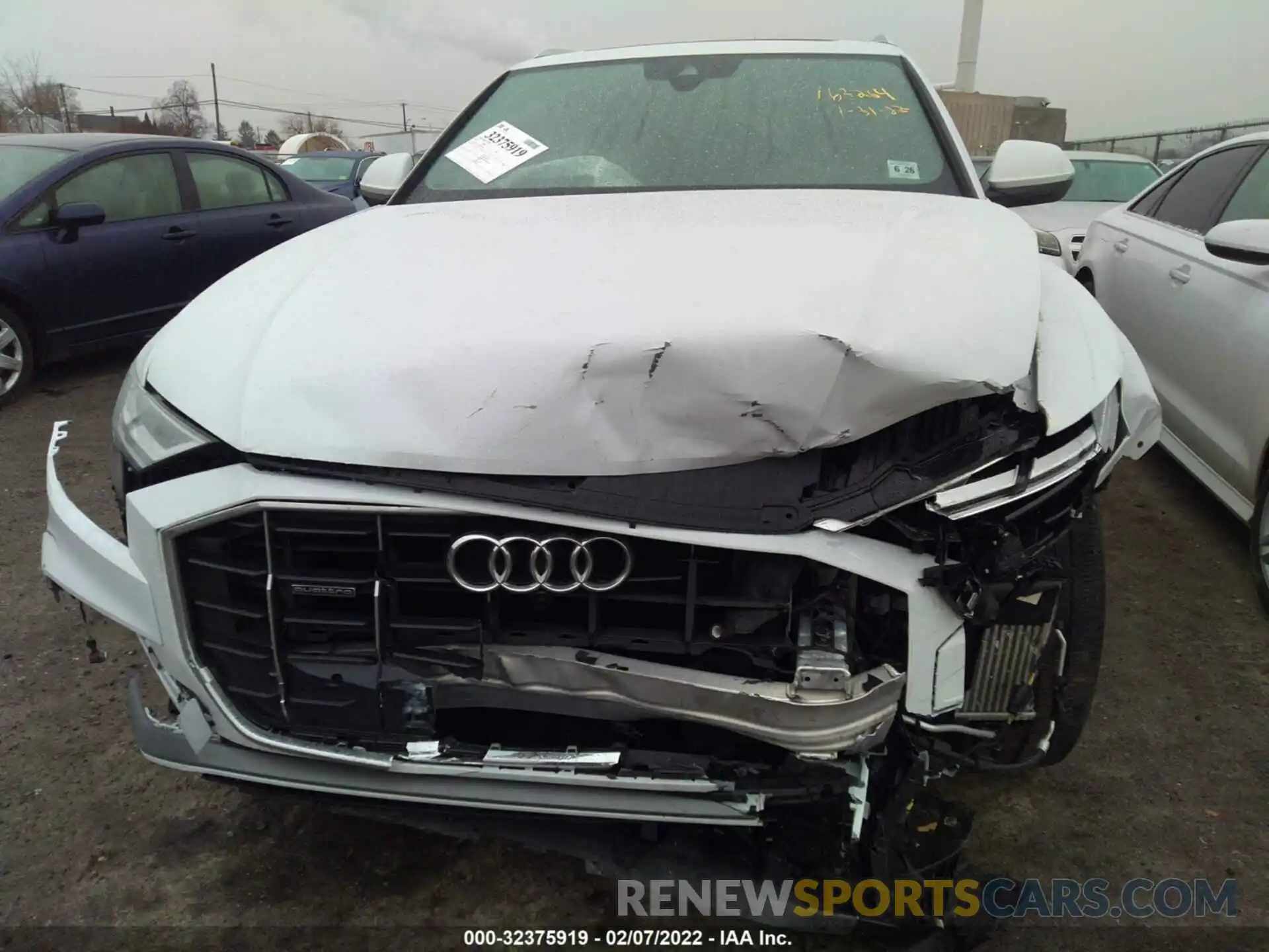 6 Photograph of a damaged car WA1EVAF17MD011518 AUDI Q8 2021