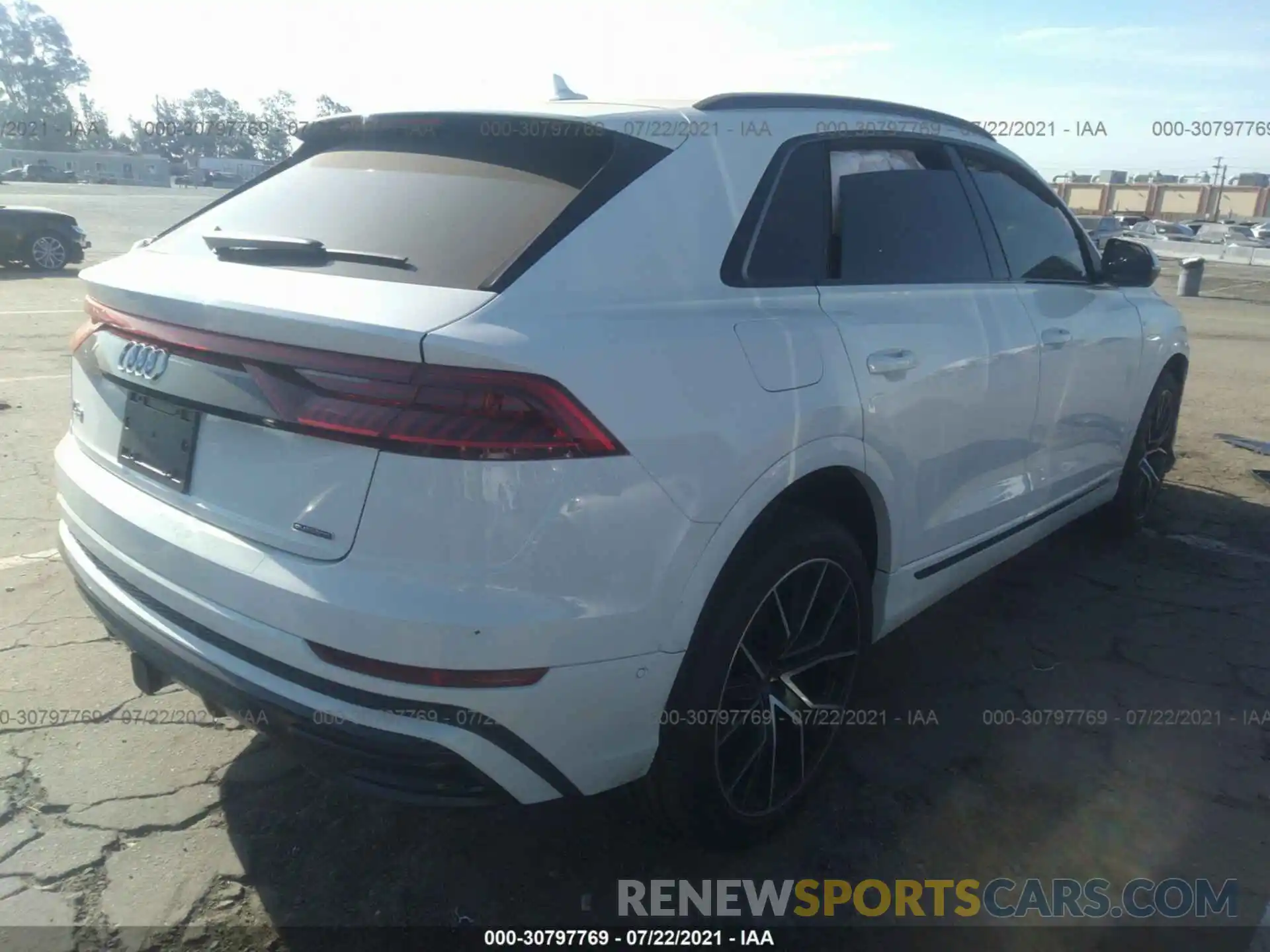 4 Фотография поврежденного автомобиля WA1EVAF17MD037780 AUDI Q8 2021